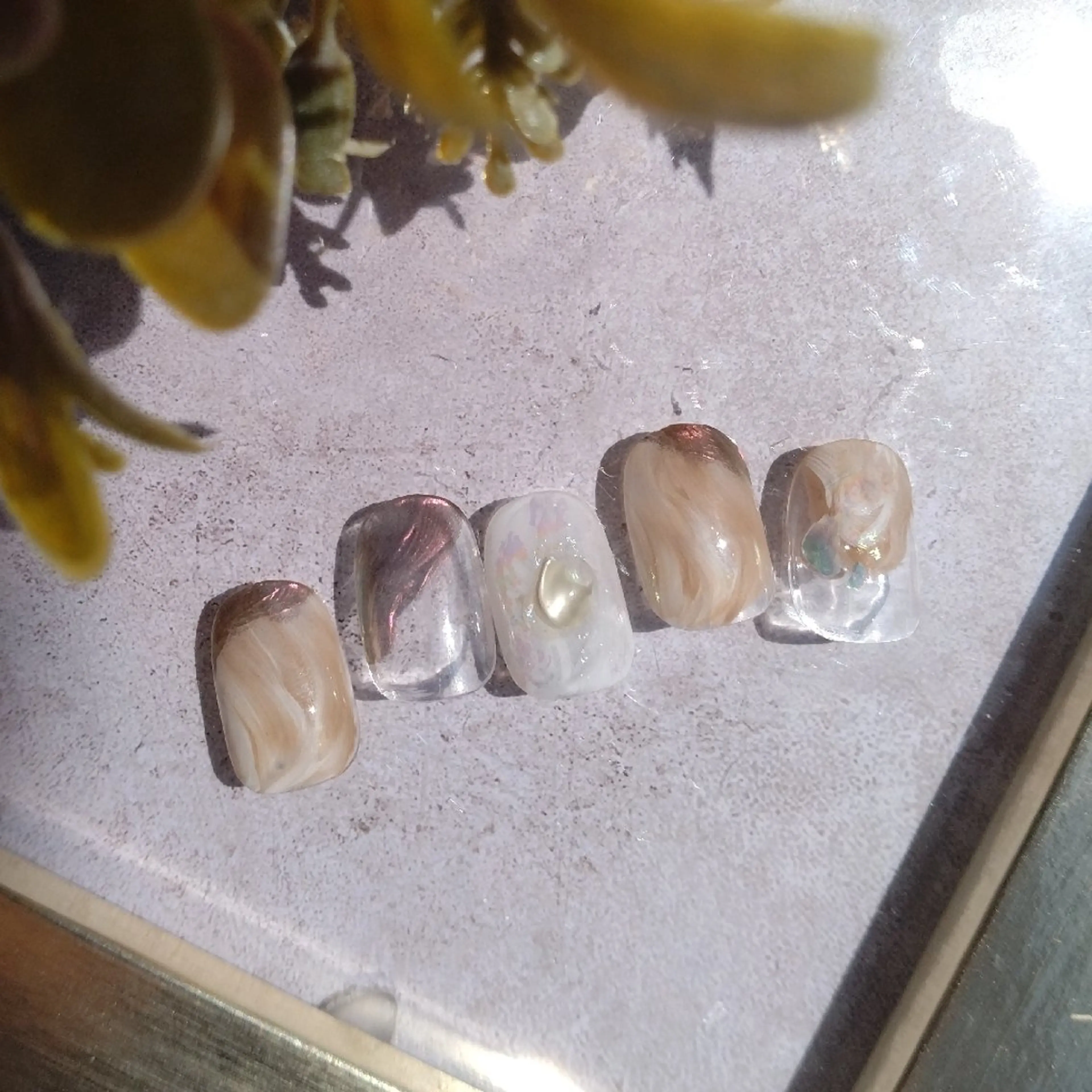 ネイル ジェルネイル ミラーネイル ニュアンスネイル パラジェル シンプルネイル ハンドネイル Nailsalon manoのネイルデザイン