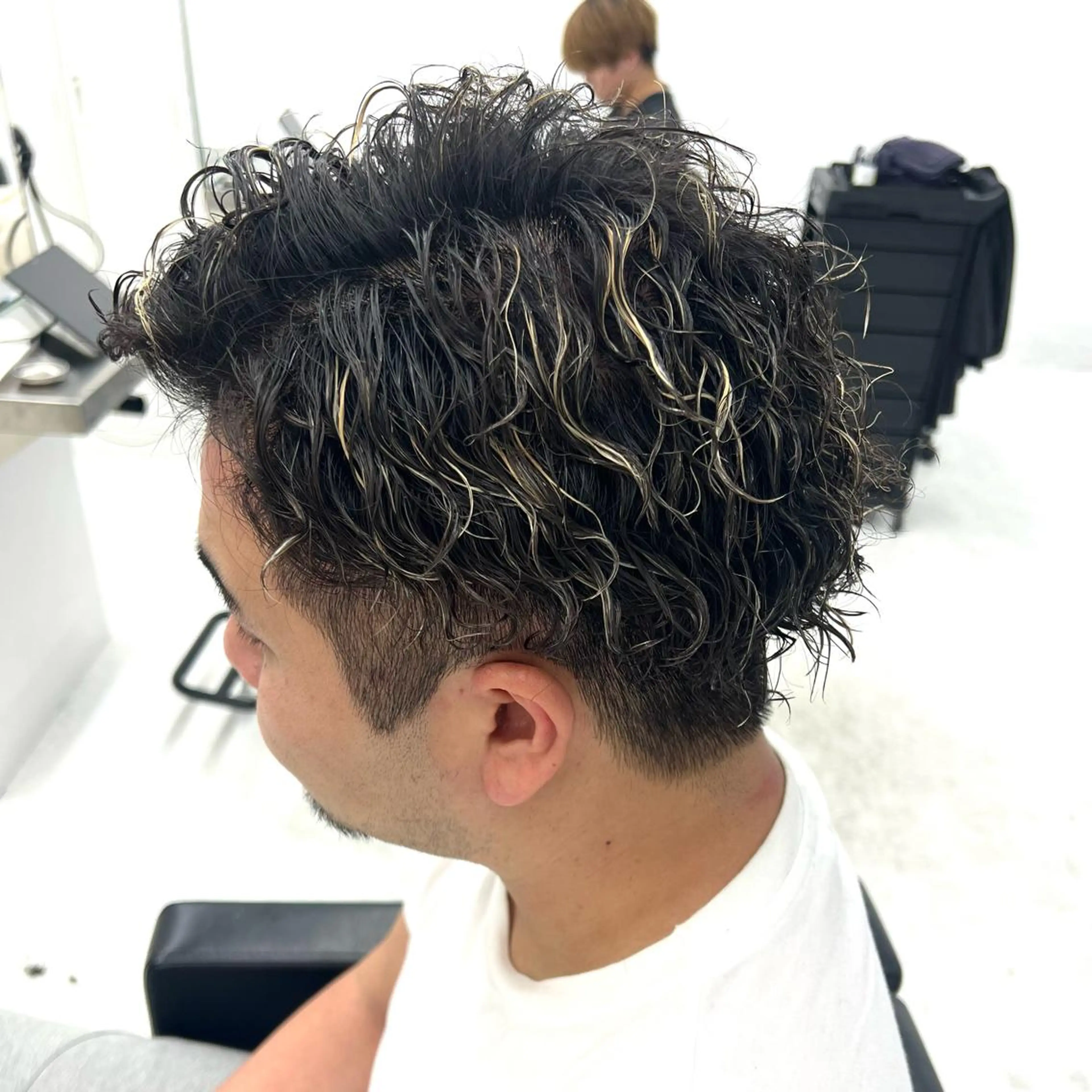 カラー パーマ メンズ カット ヘアカラー パーマ 柏メンズカットパーマ NO.1タイチのヘアスタイル