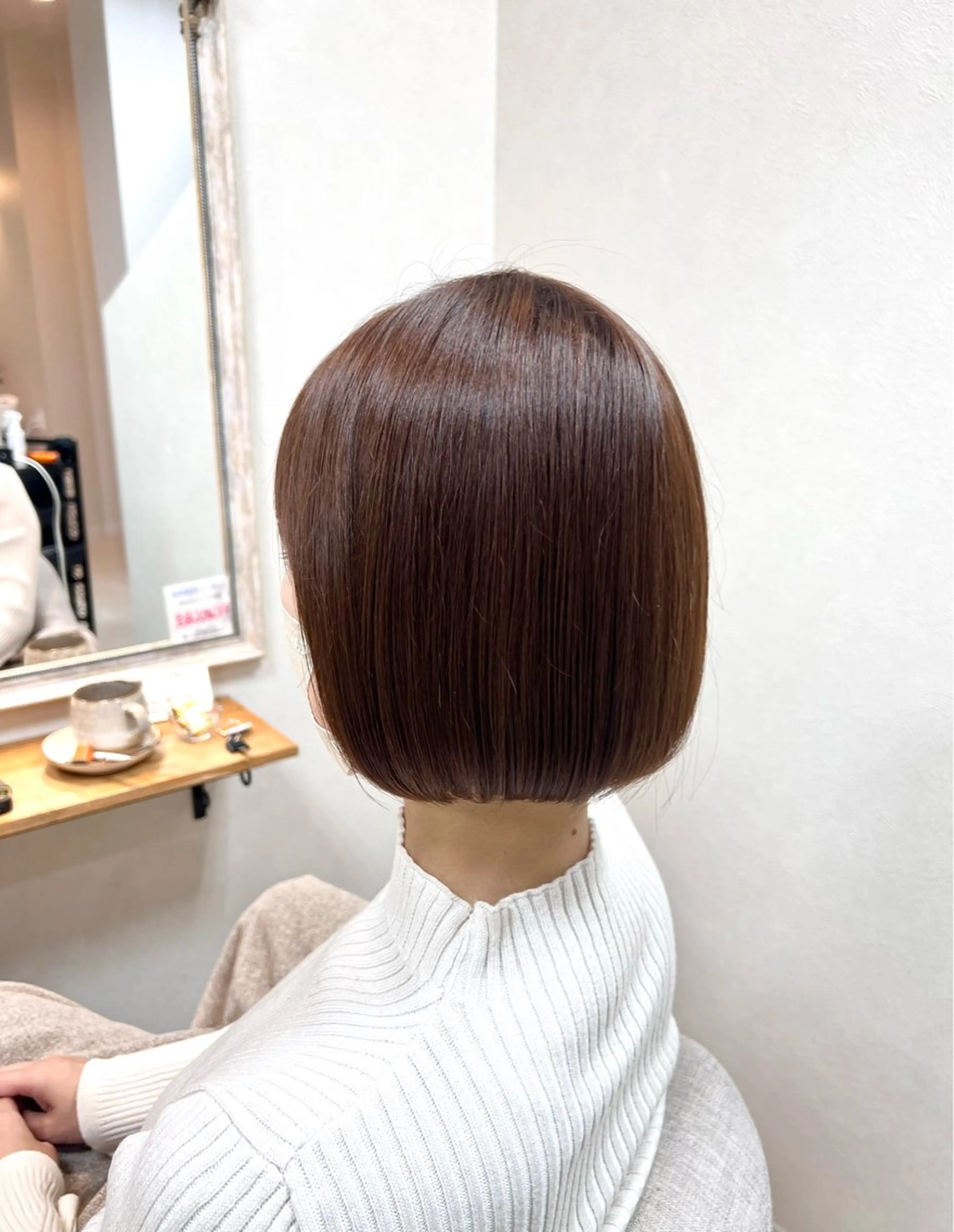 ショート カラー ブラウンカラー ショコラブラウン ボブ カット ヘアカラー ショート/白髪ぼかし 君和田若菜のヘアスタイル