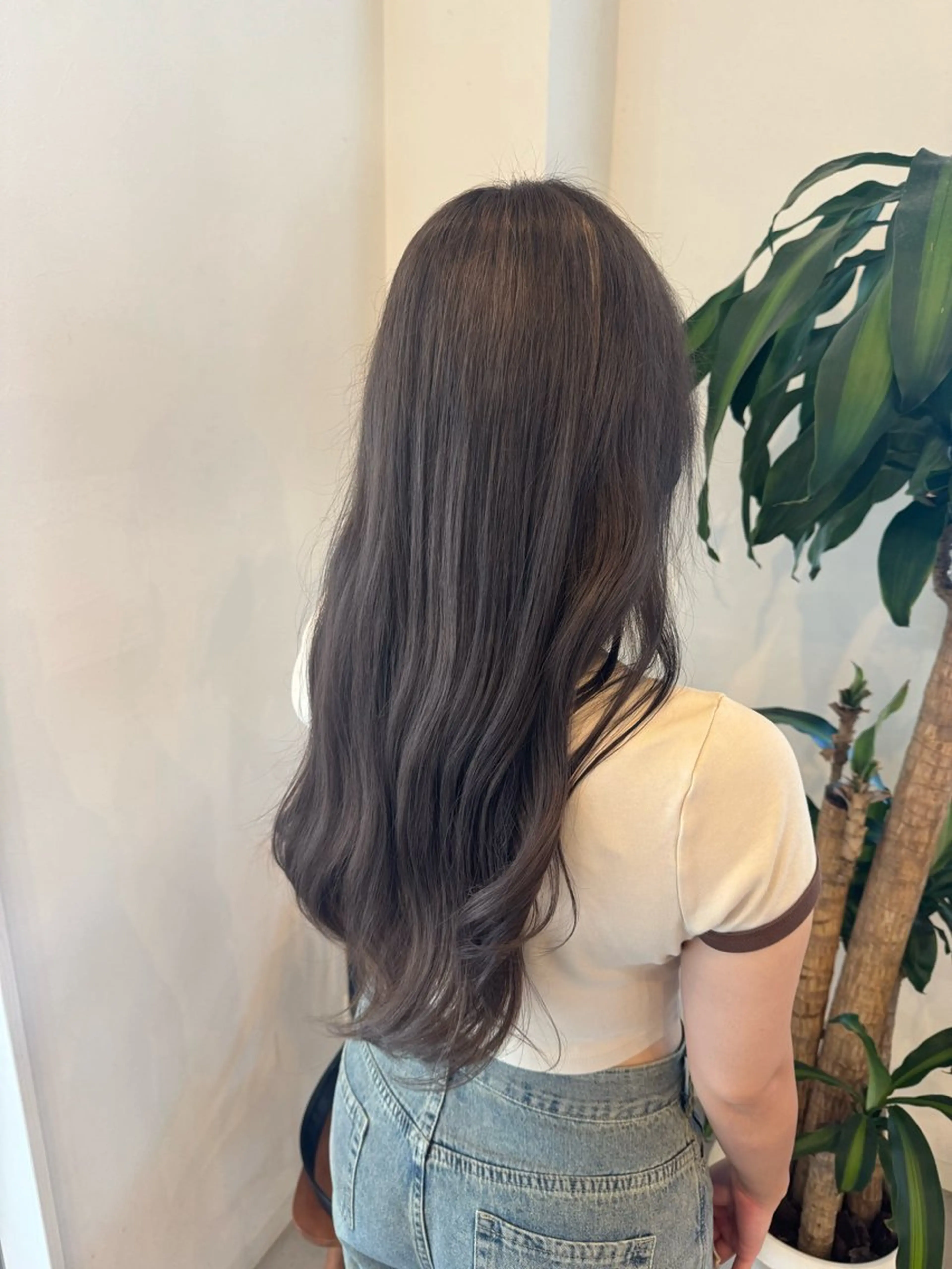 カラー ブリーチ グレージュ ミルクティーグレージュ yunica 宇都宮所属・Gigi Sakuraのヘアスタイル