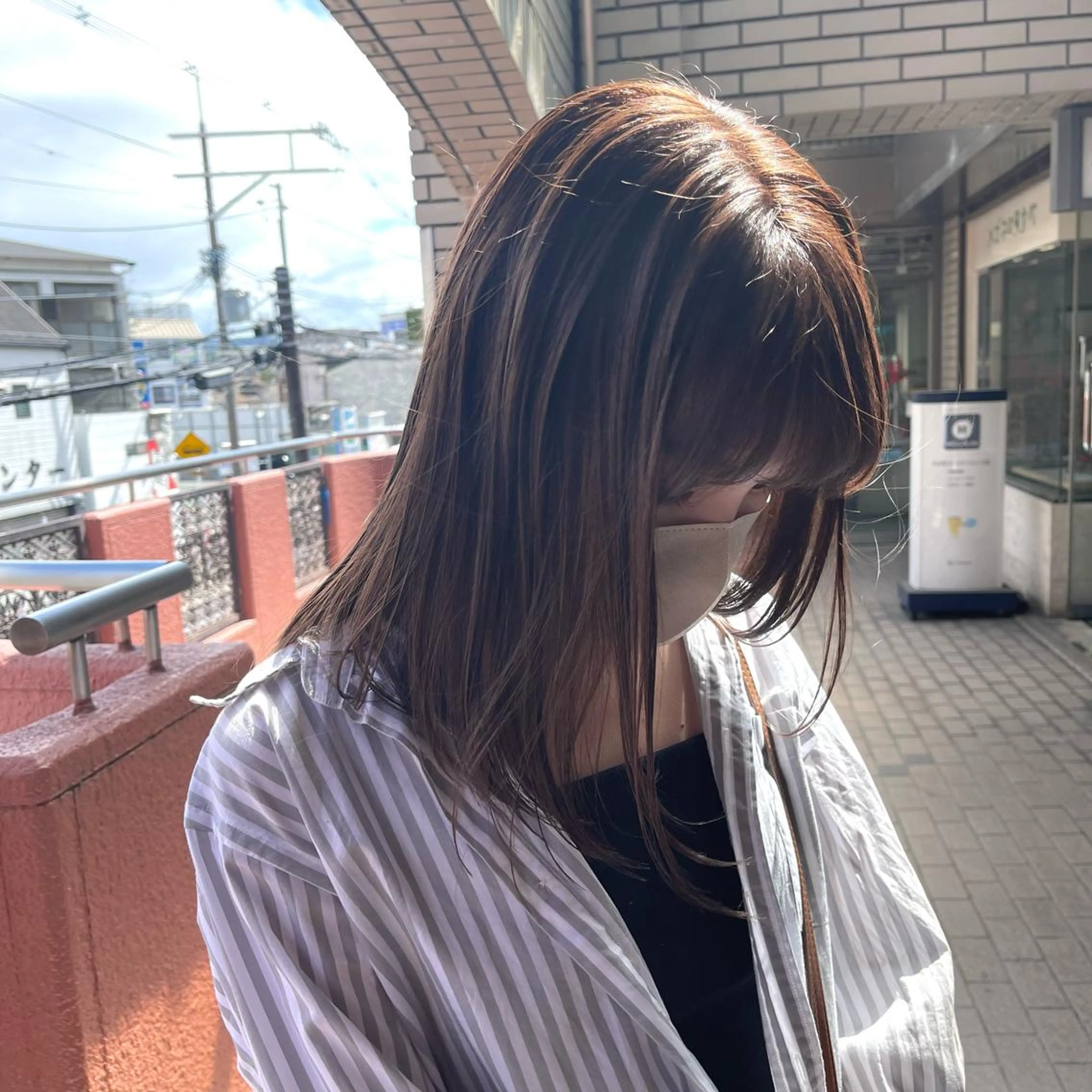 ミディアム カラー ベージュカラー ラベンダーカラー ラベンダーベージュ Emily所属・永石 知沙希の眉毛・アイブロウイメージ