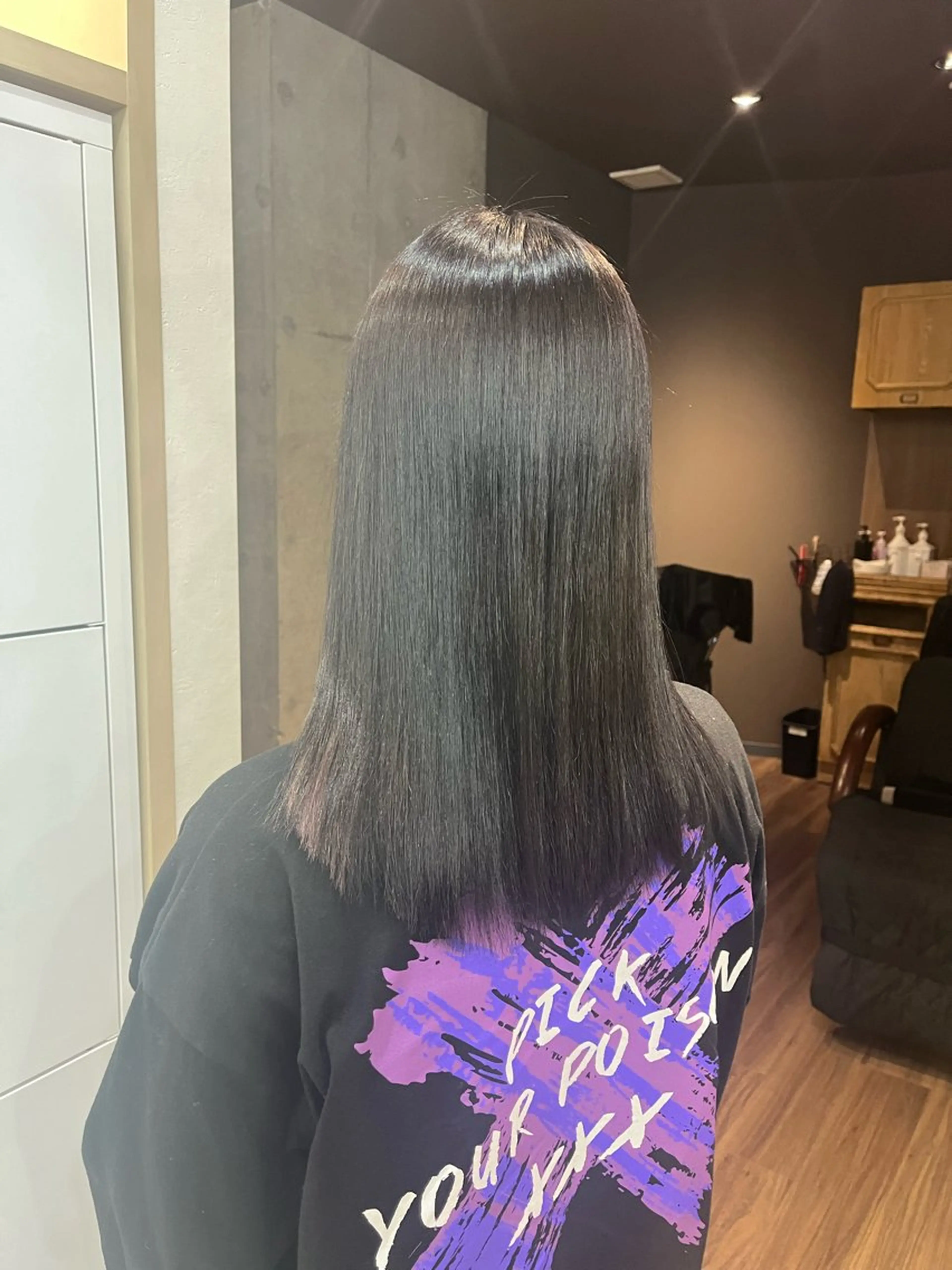 ミディアム パーマ カット 縮毛矯正 🪽髪質改善ストレー ト🤍美羽🤍のヘアスタイル