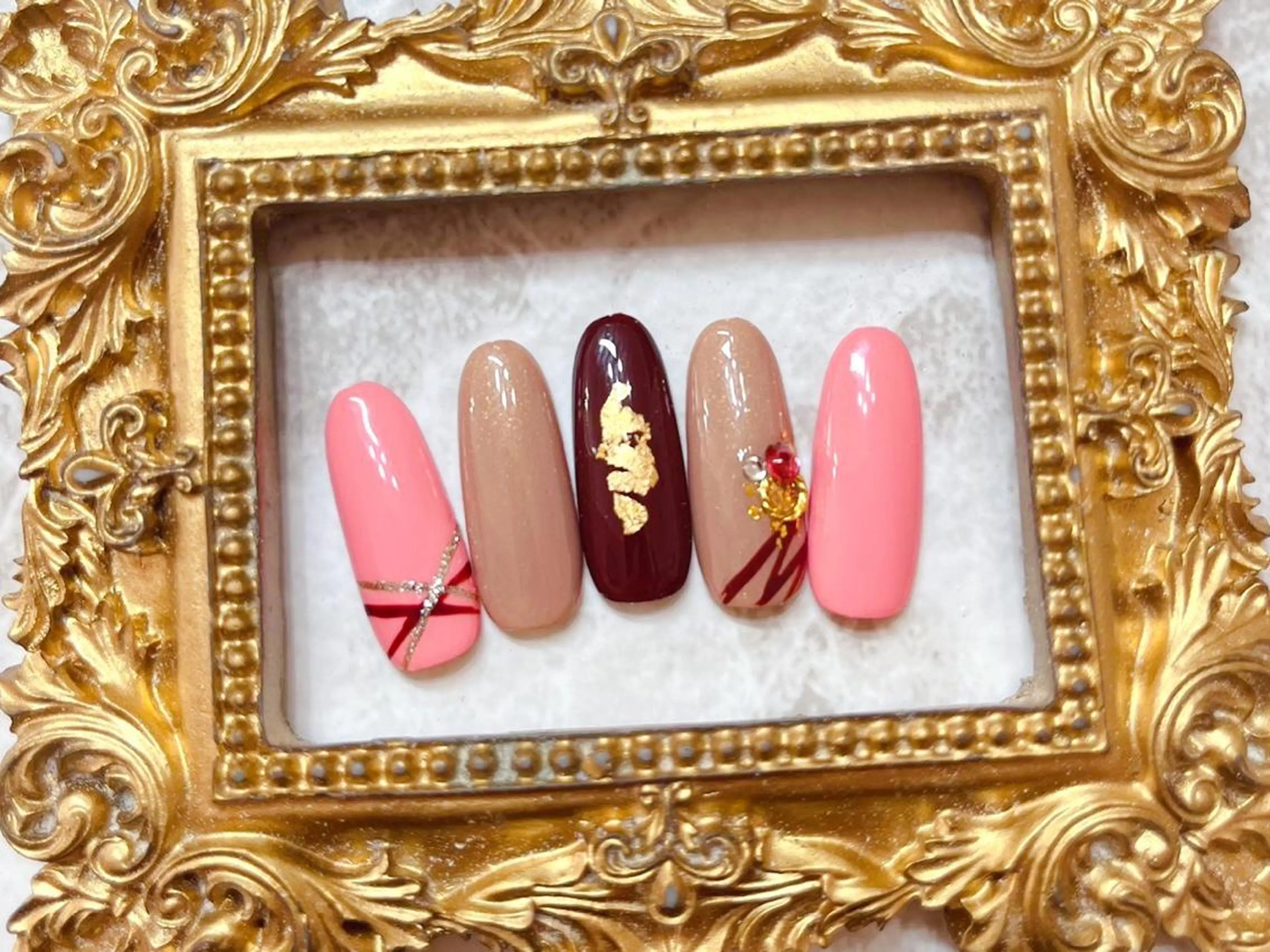 ネイル ハンドネイル マジックミラー所属・マジック ミラーのネイルデザイン