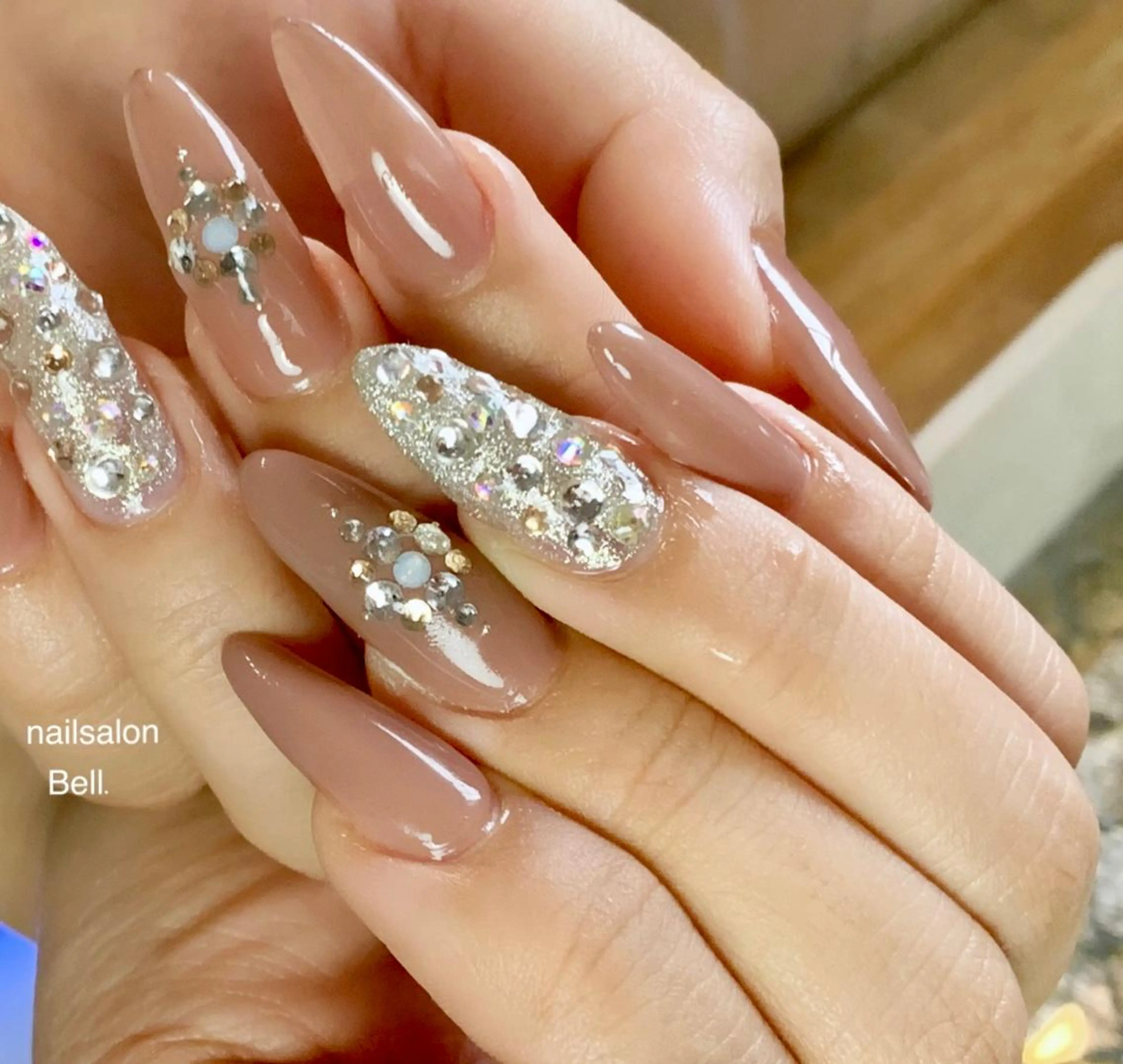 ネイル ハンドネイル Y. Reonaのネイルデザイン