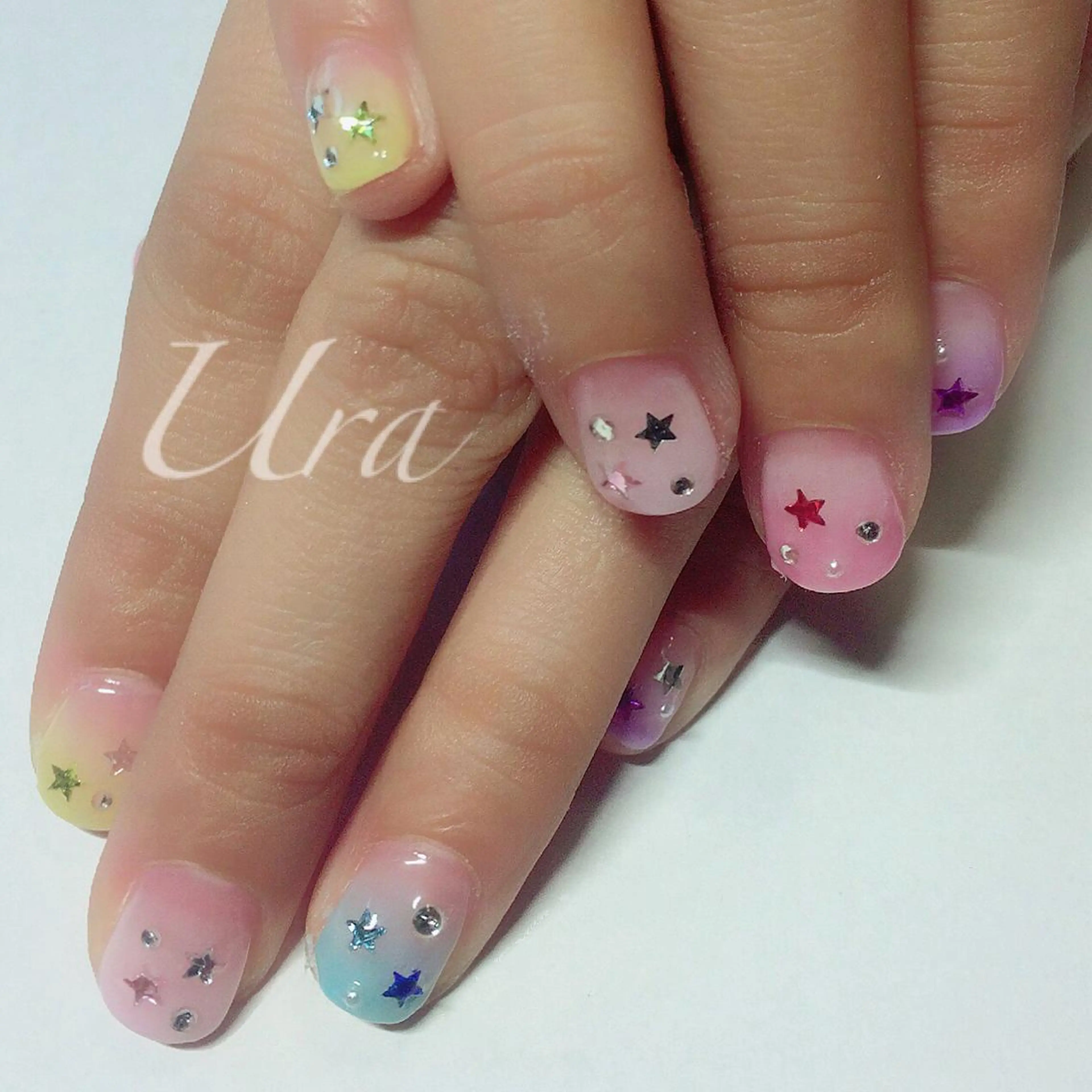 ネイル UrakoNail 《nail》のネイルデザイン