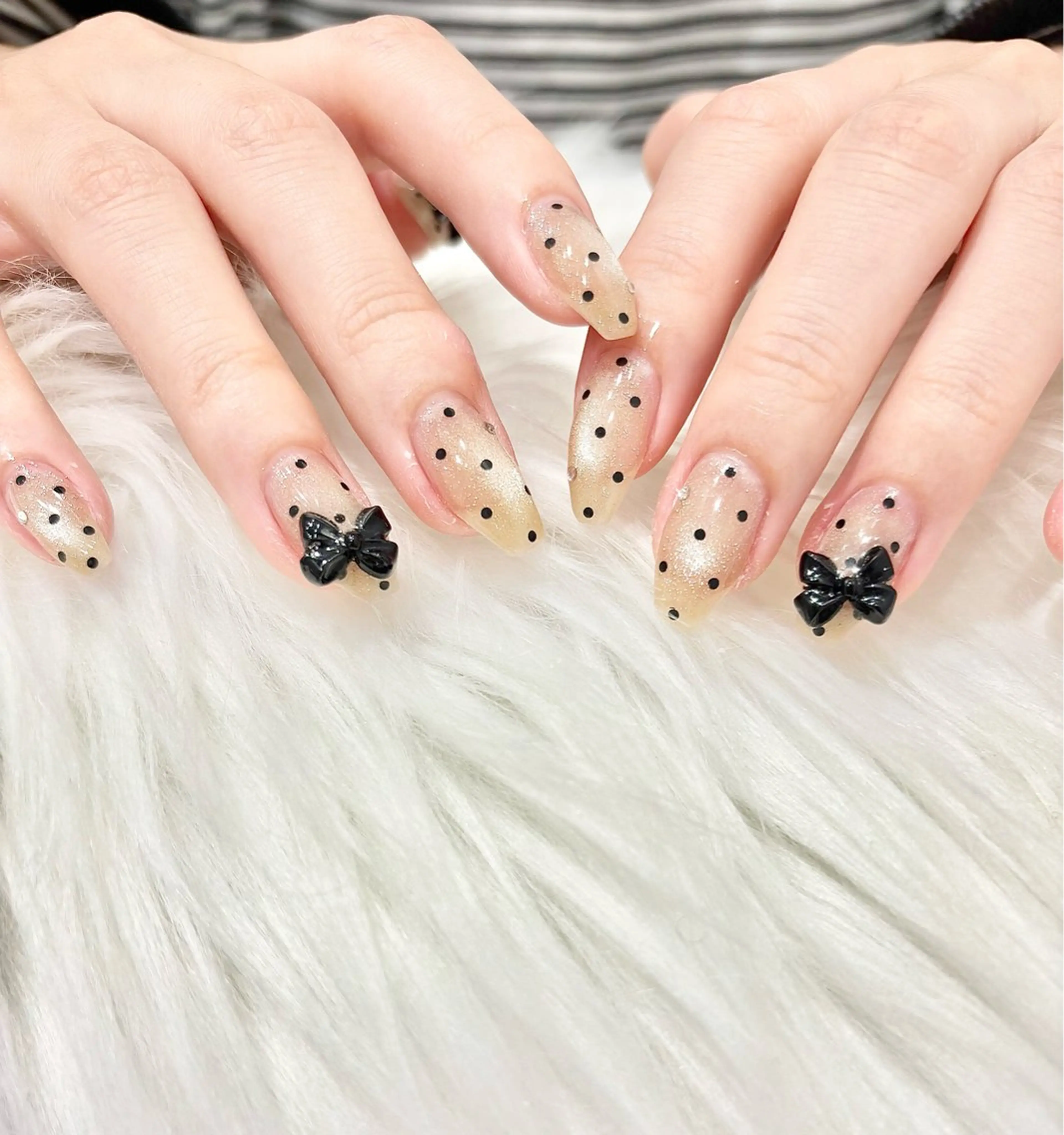 ネイル アートネイル フレンチネイル キラキラネイル 韓国ネイル マグネットネイル Angie Nail所属・VOXJAPAN CHIYURIのネイルデザイン