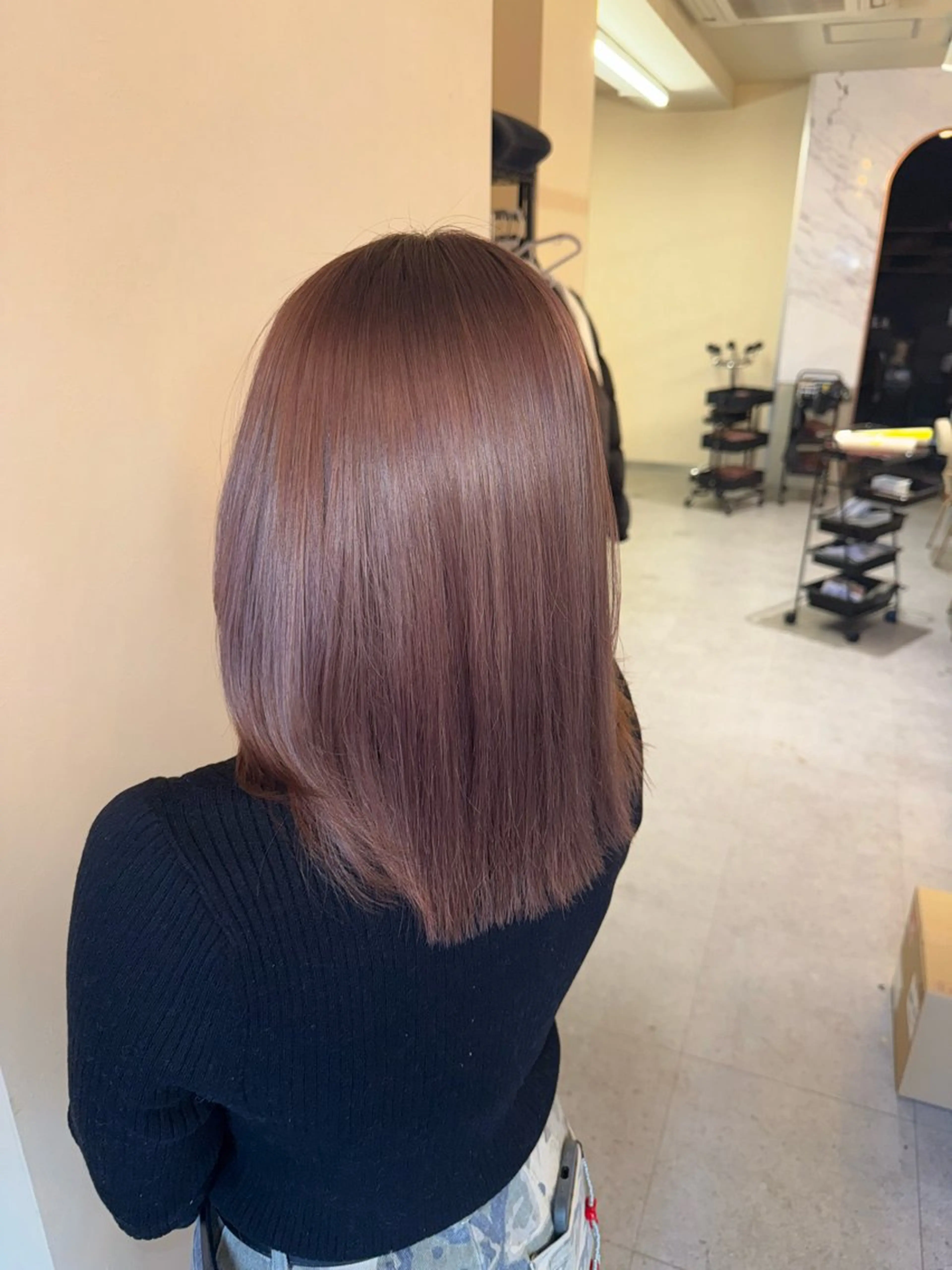 セミロング カラー ベージュカラー ブリーチ ケアブリーチ ケアカラー ピンクカラー ヘアカラー トリートメント 🔥ユウト🔥メンズ 特化/赤み消しカラーのヘアスタイル