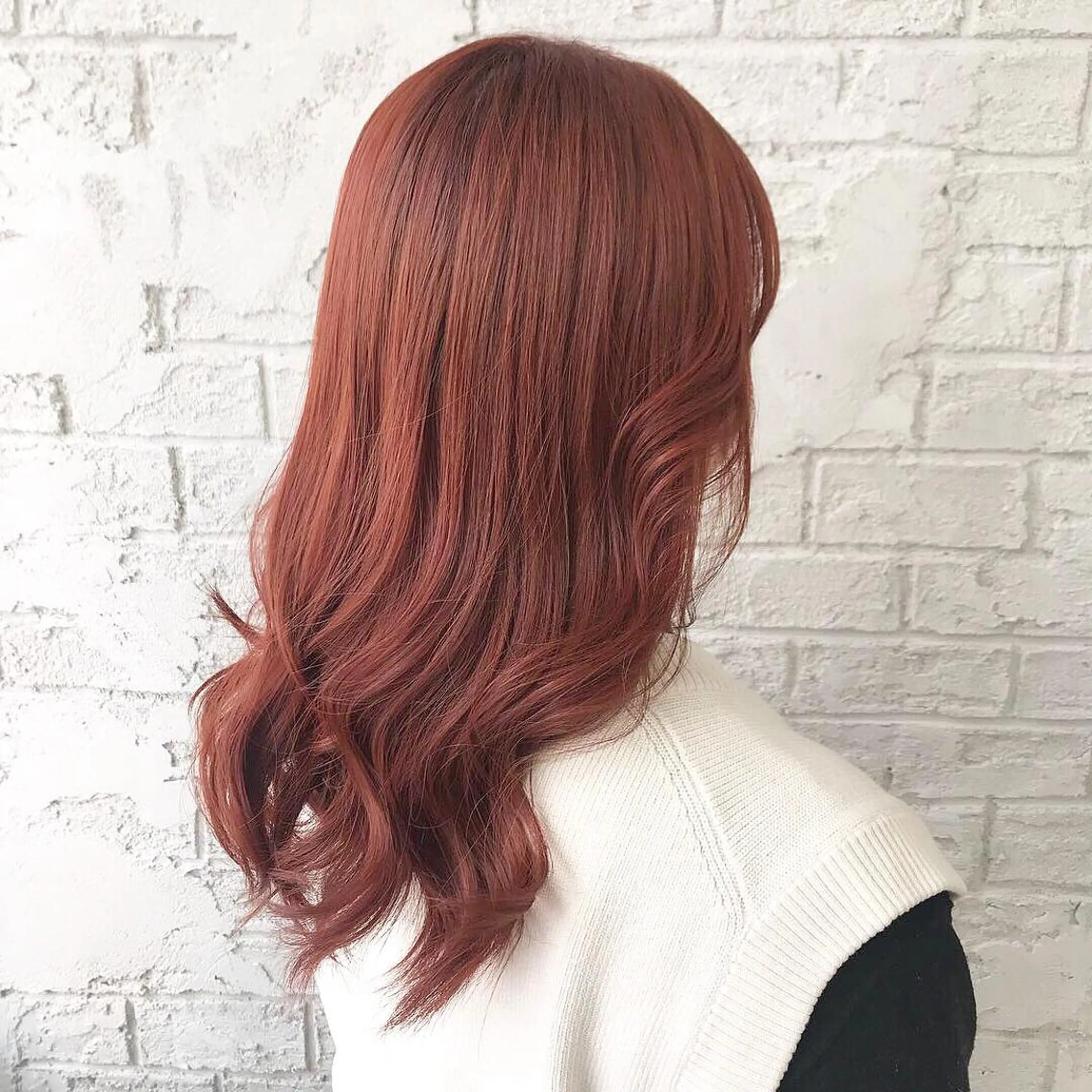 ロング カラー オリーブ/アッシュ やわらか透明感カラーのヘアスタイル