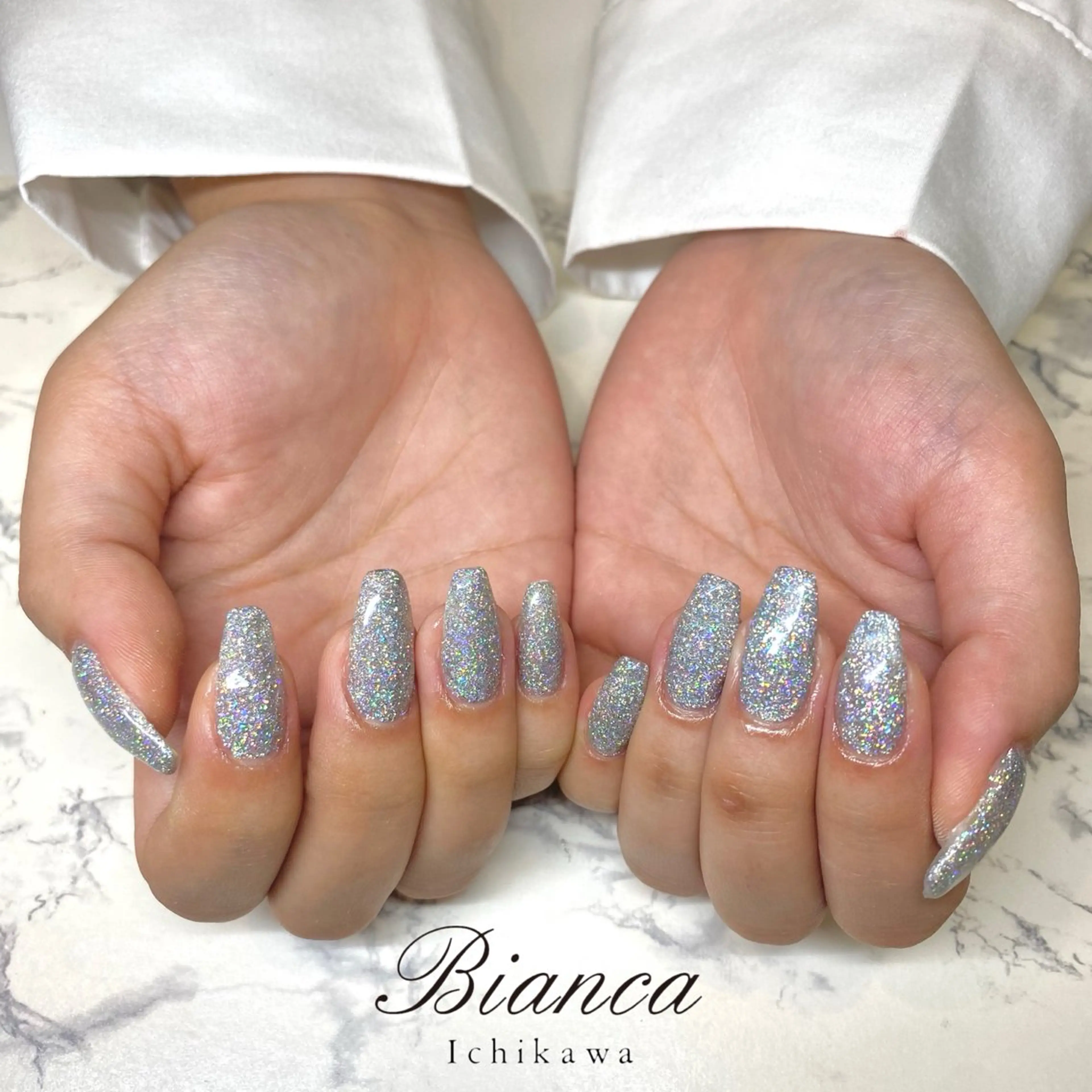 ネイル キラキラネイル ワンカラーネイル ハンドネイル Bianca 石井🎀のネイルデザイン