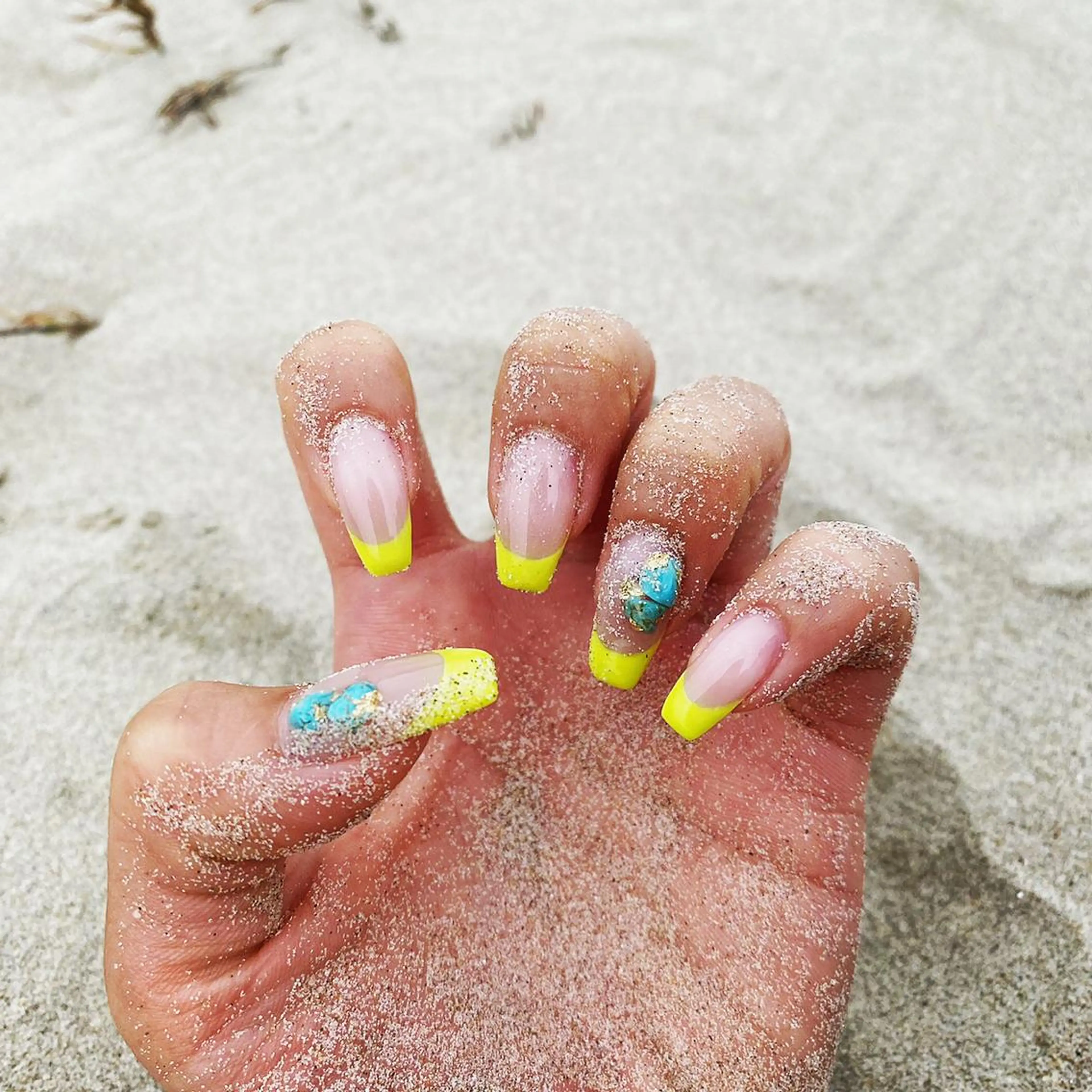 ショート カラー ネイル nail salon LNのネイルデザイン