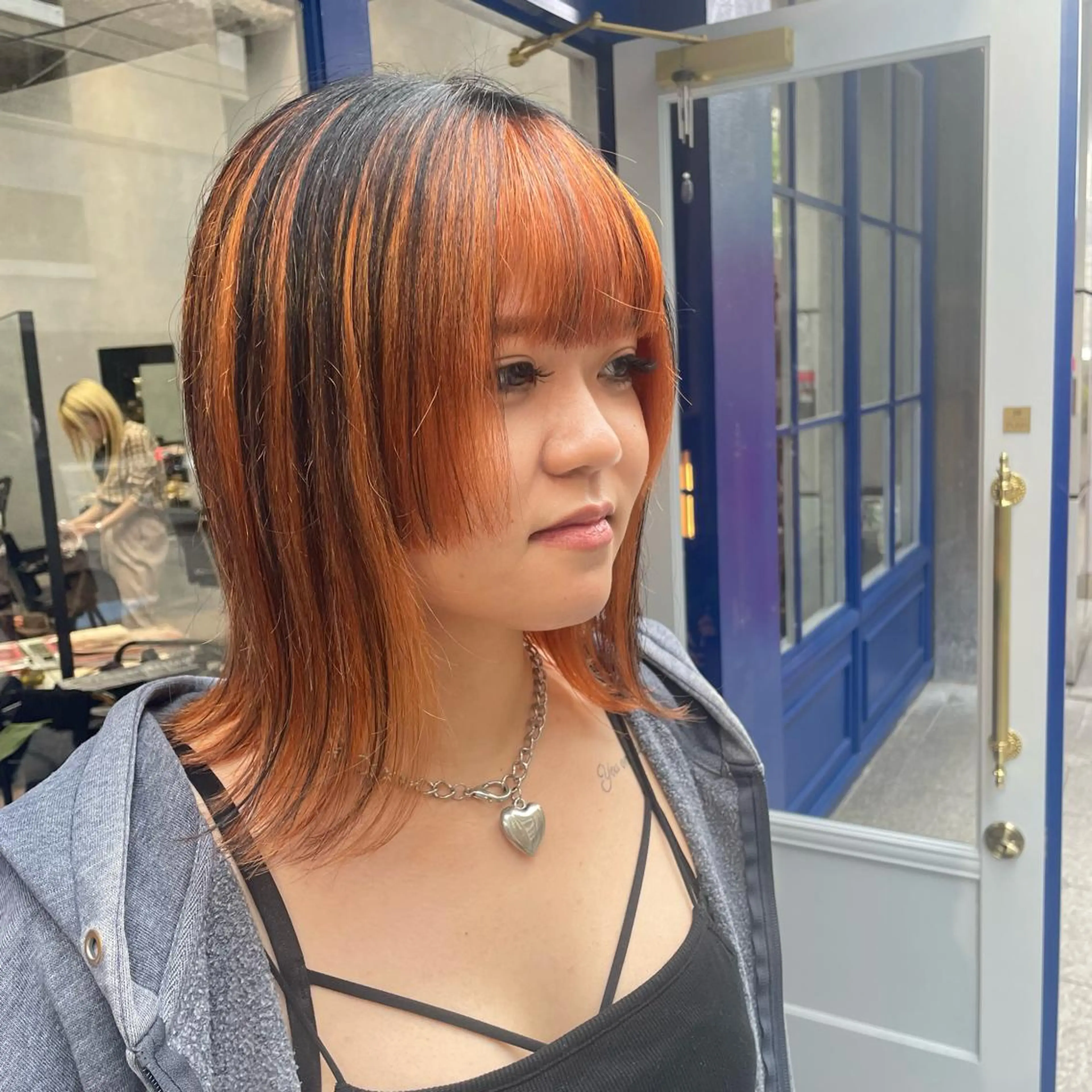 セミロング カット ヘアカラー 🫧艶髪/ブリーチ 🐳honami🫧のヘアスタイル