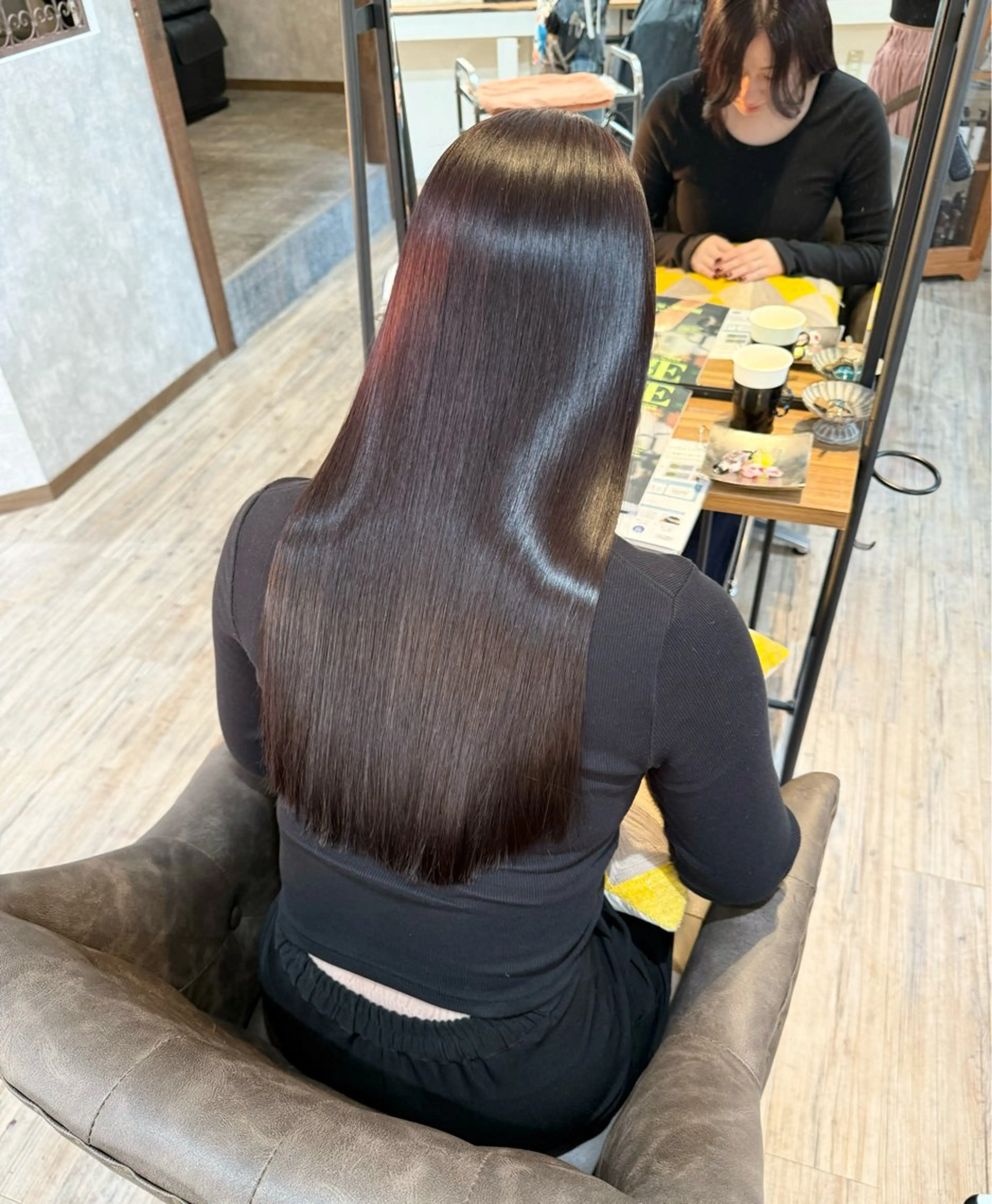 ロング カラー カット 縮毛矯正 トリートメント CURE nex the salon 表参道所属・美髪矯正/髪質改善 🫧山﨑　真歩🫧のヘアスタイル