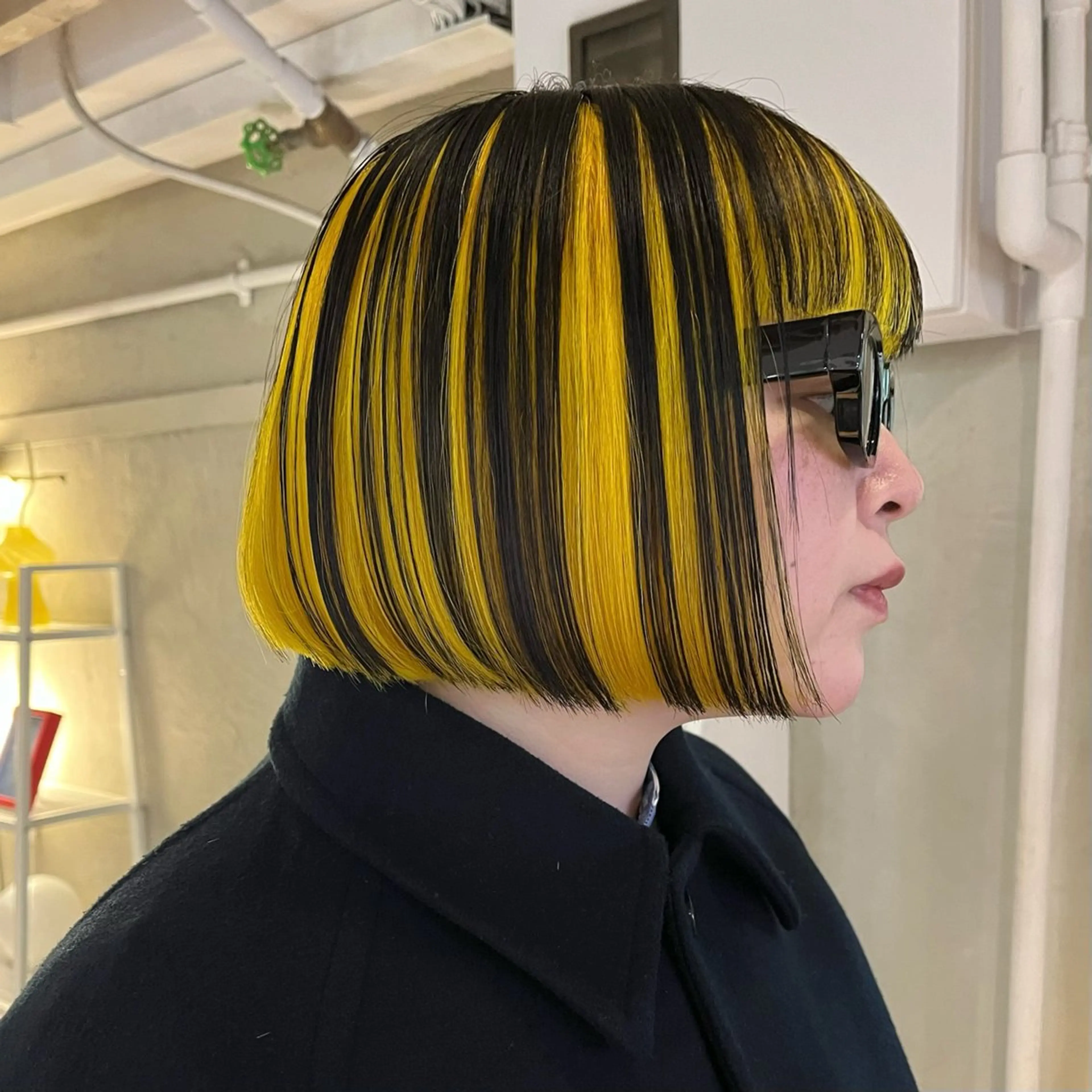 ショート カラー イエローカラー カット ヘアカラー トリートメント ボブハイトーン🦖 デザインMAMIのヘアスタイル