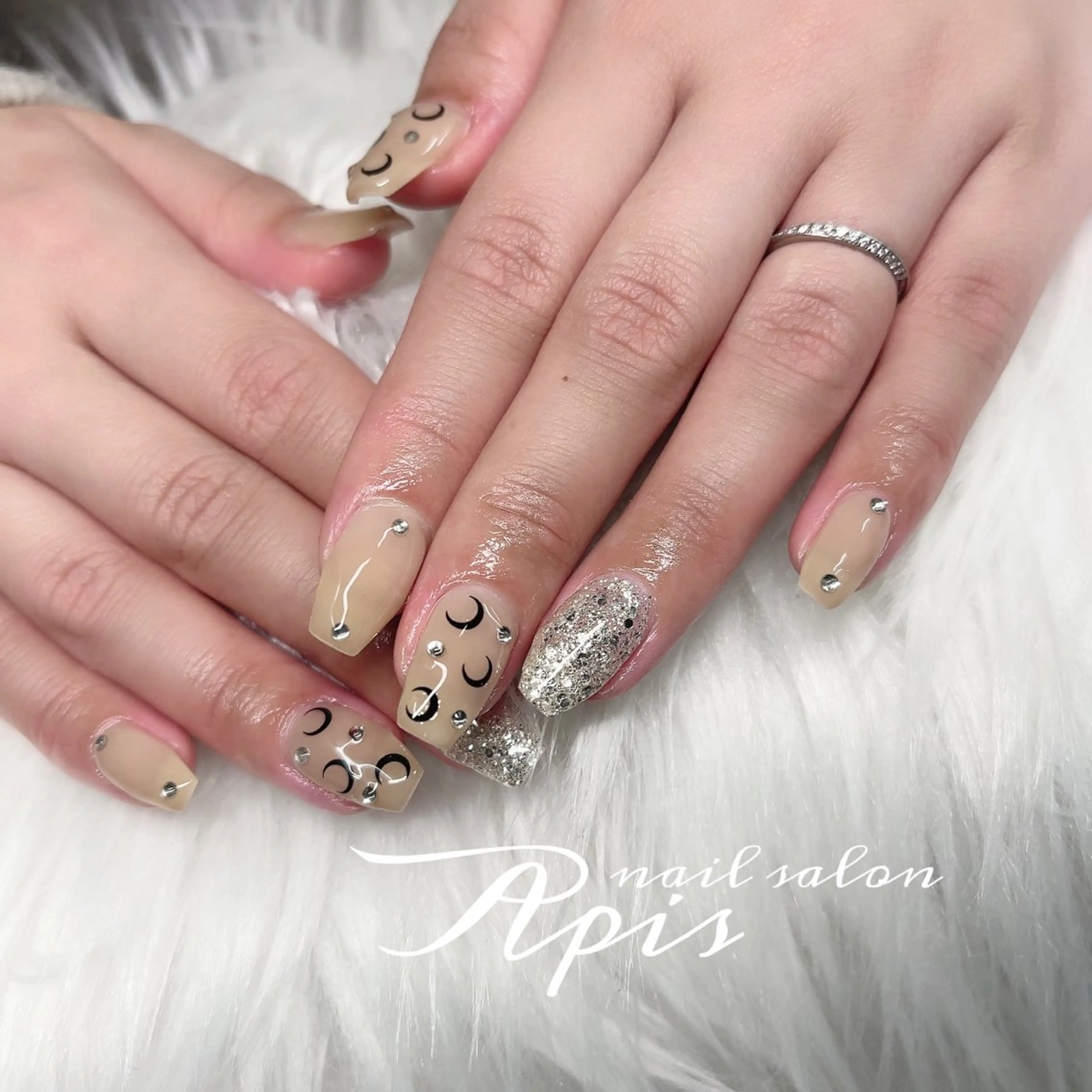 ネイル ハンドネイル nailsalon Apis所属・Apis manakaのネイルデザイン