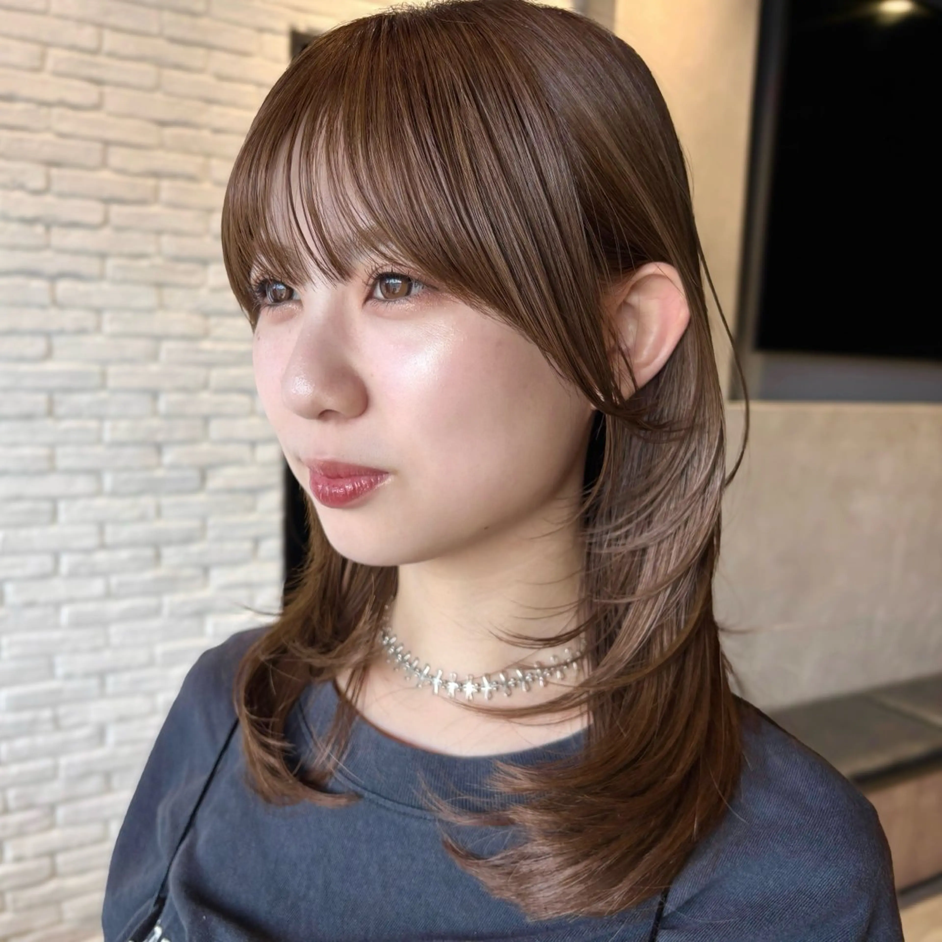 ミディアム カラー レイヤーカット 似合わせカット カット トリートメント 顔まわり/レイヤー/ 透明感/まいな🥨のヘアスタイル