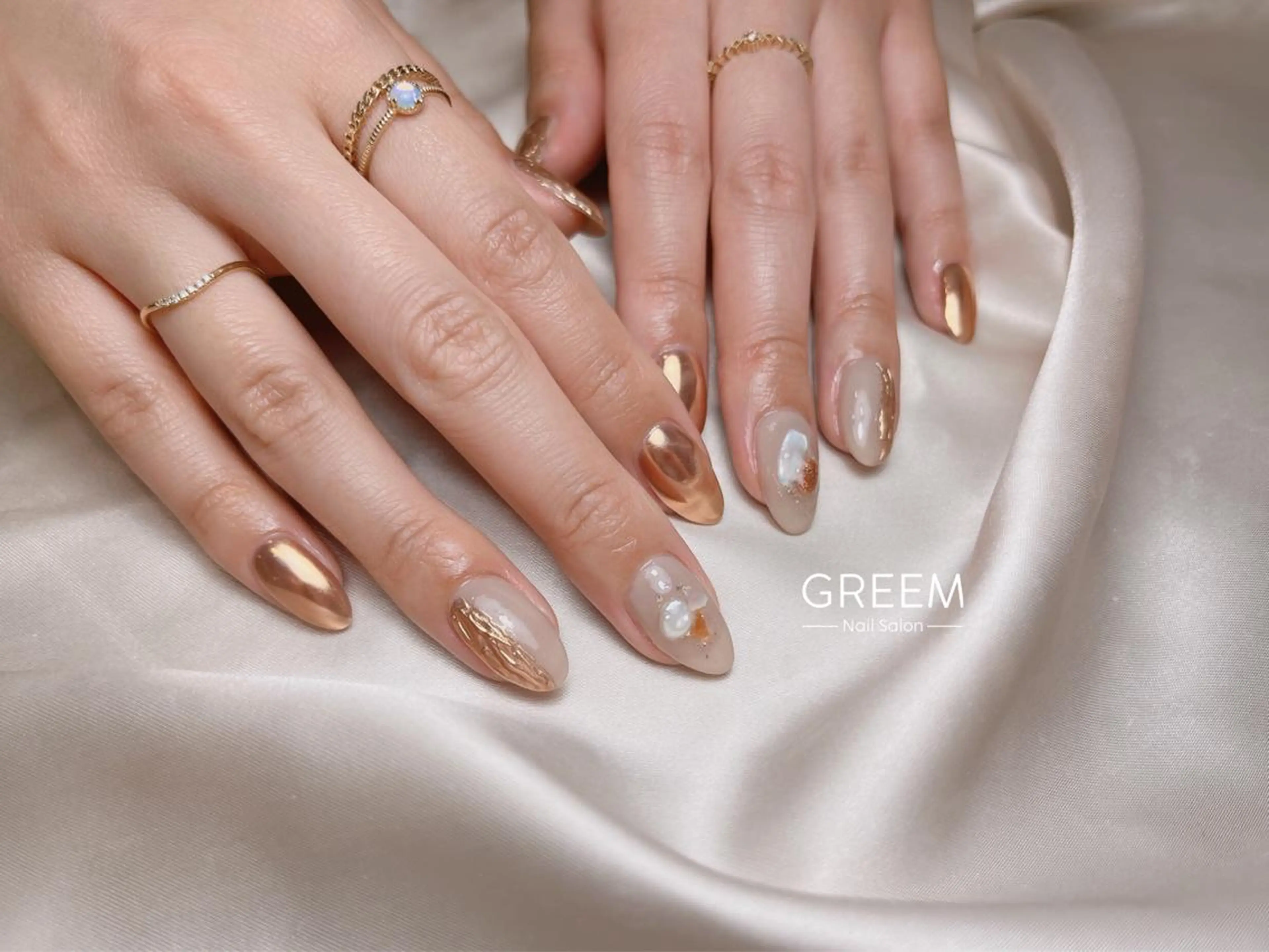 ネイル ニュアンスネイル GREEM グリームのネイルデザイン