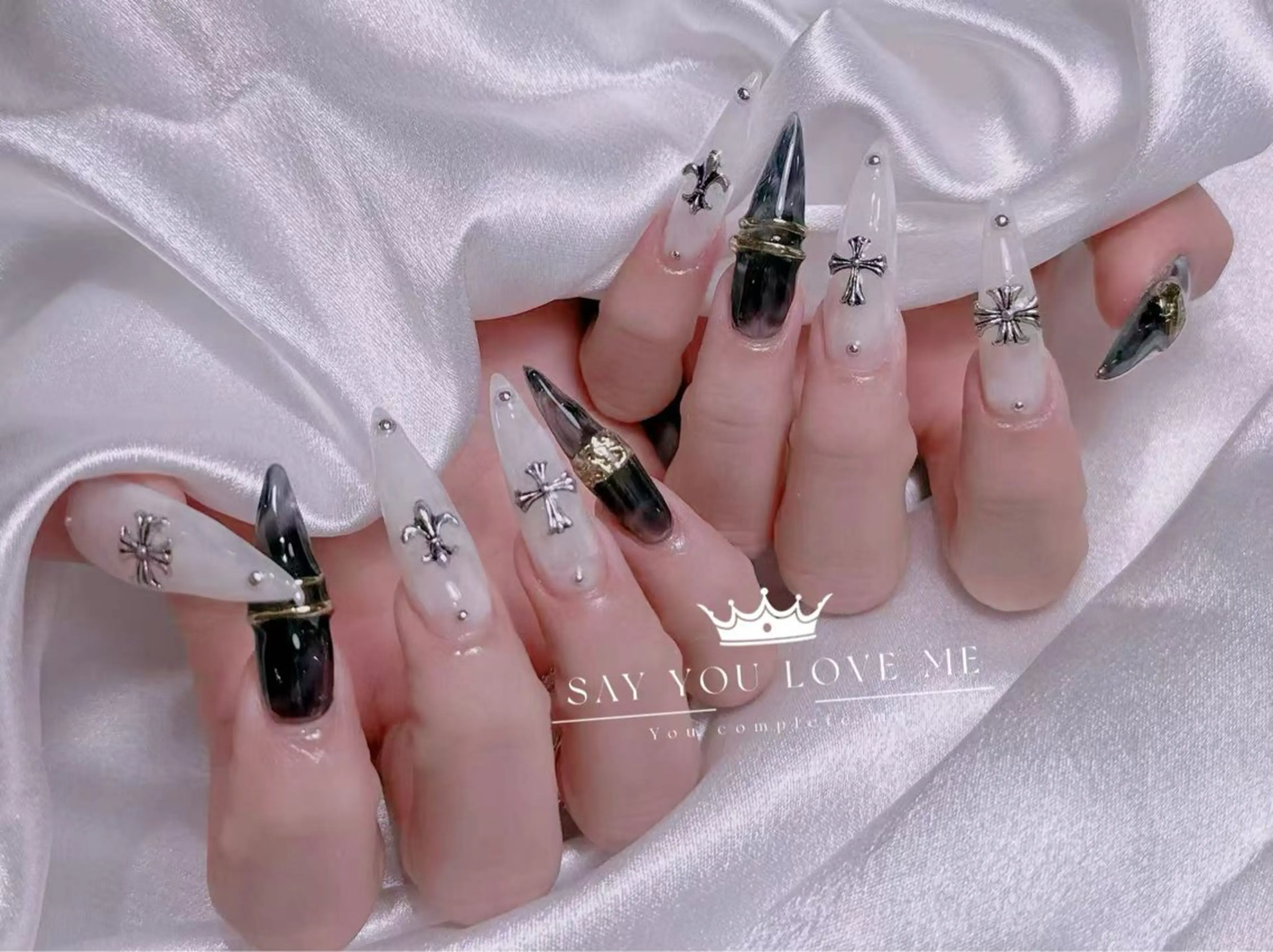 ネイル 成人式 ジェルネイル マグネットネイル パラジェル ワンホンネイル ハンドネイル エムズ エムズのマツエク・マツパデザイン