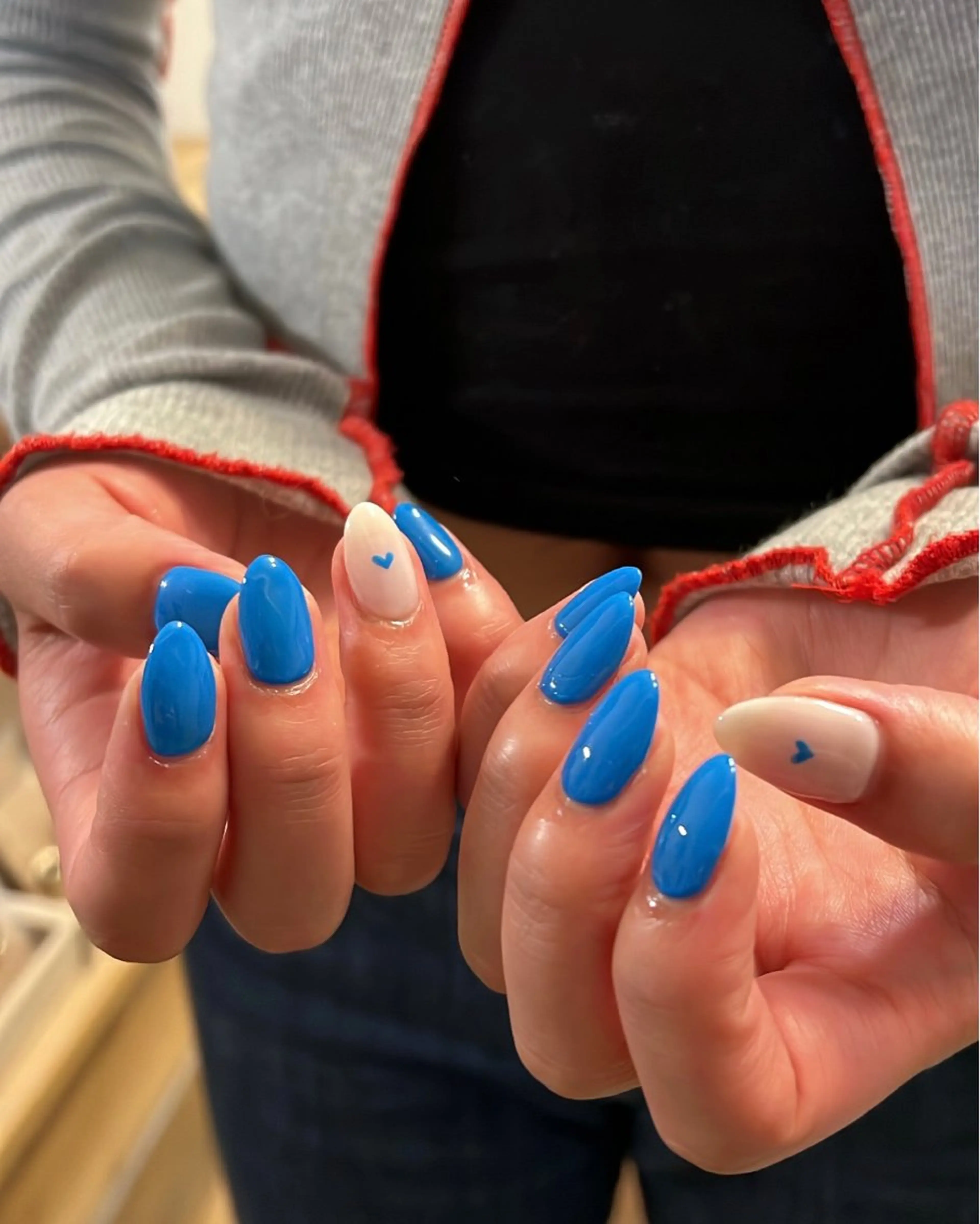 ネイル ハンドネイル フットネイル ハンドケア Nes.Nail所属・Miyagi Asamiのネイルデザイン