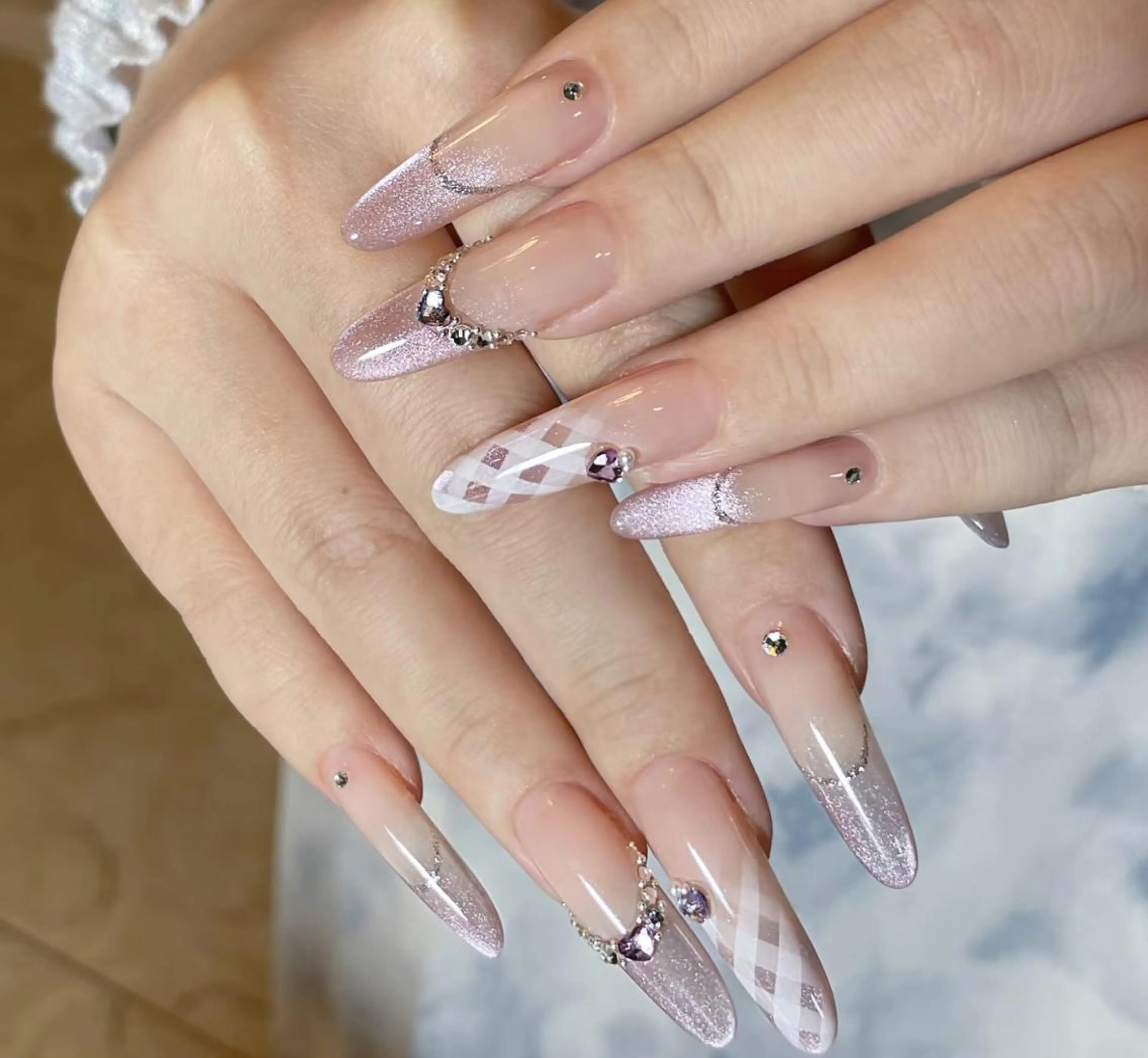 ネイル ハンドネイル エリ🫧 nail池袋東口のネイルデザイン