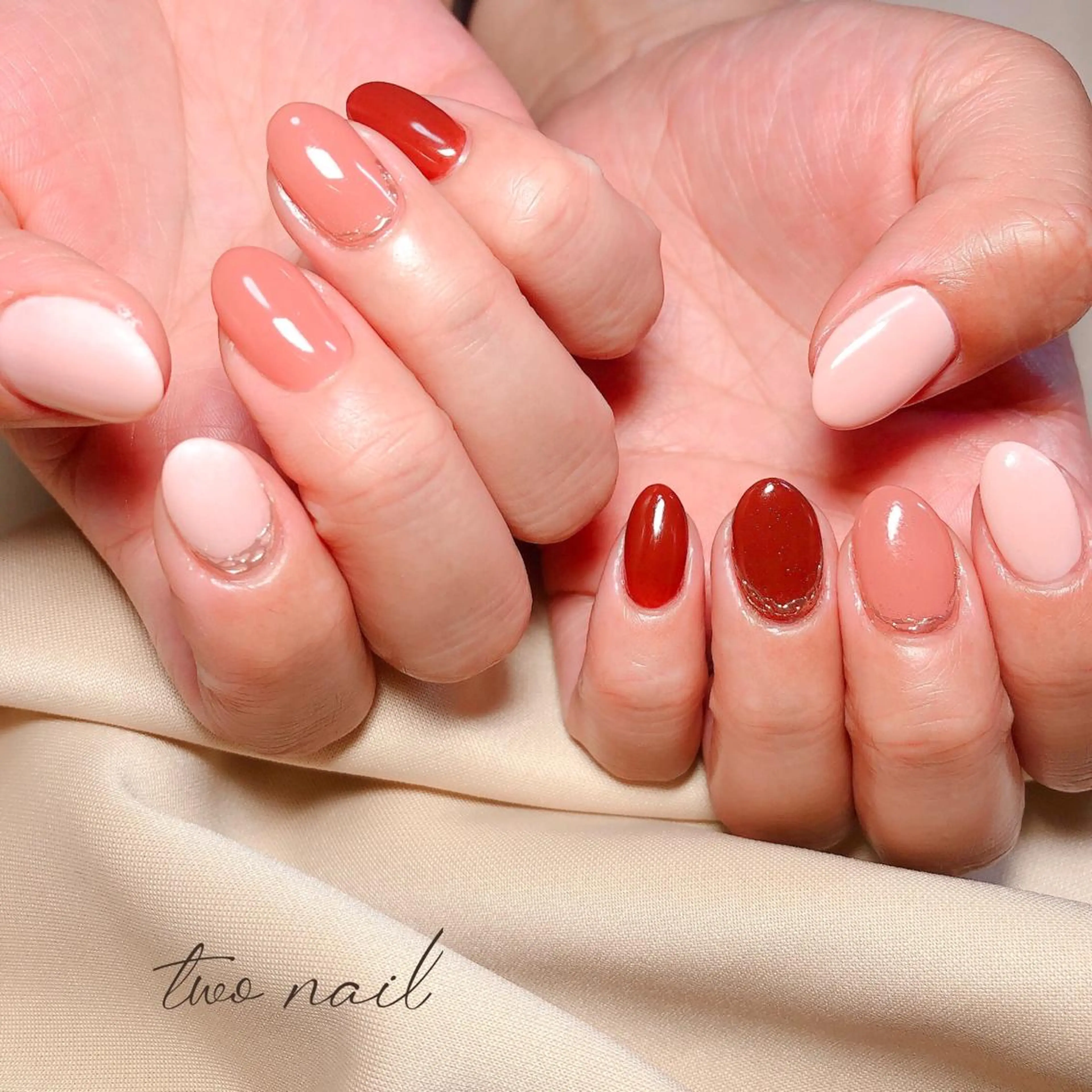 ネイル アートネイル フットネイル ハート ニュアンスネイル ホワイト two nailのネイルデザイン