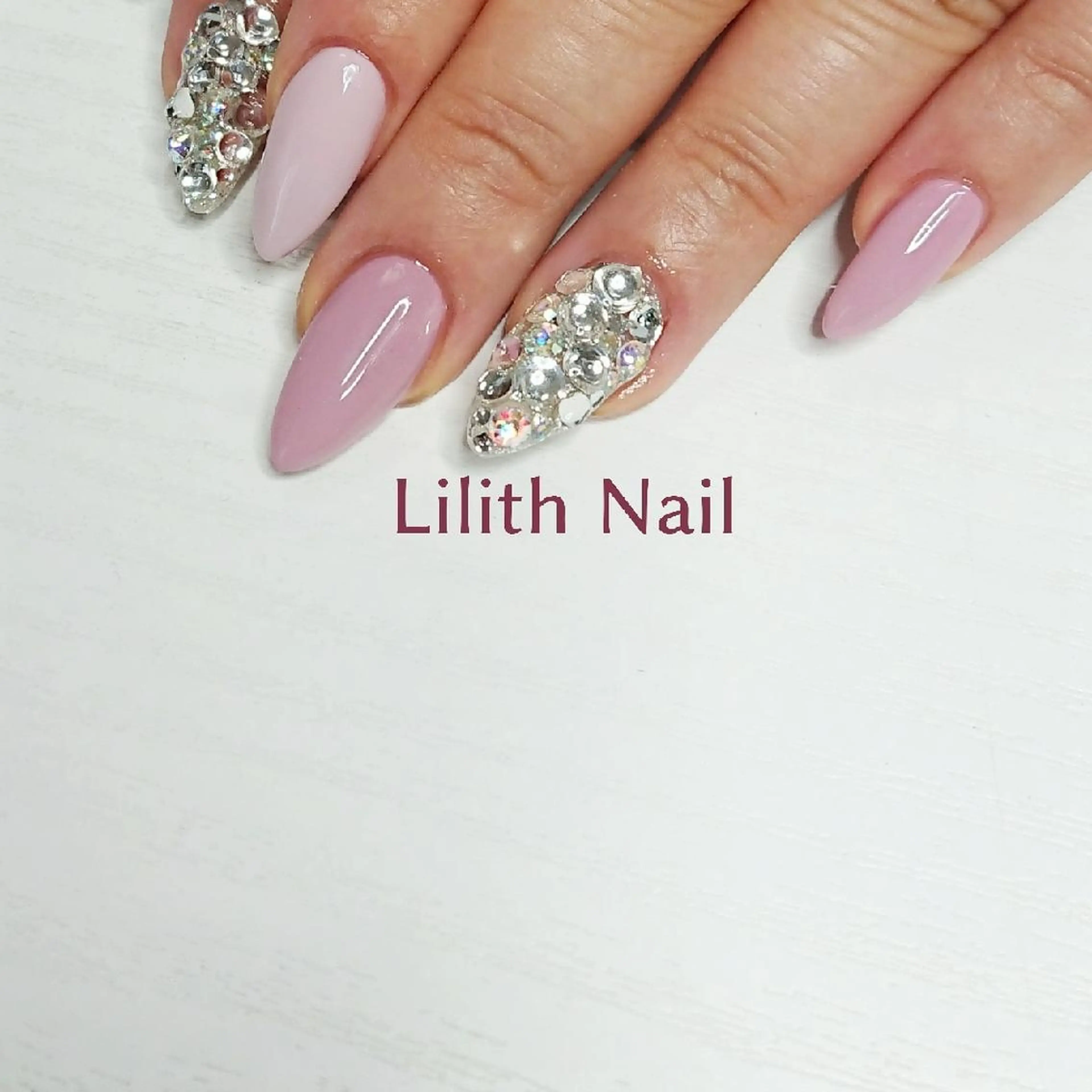 ネイル アートネイル ハンドネイル Lilith Nailのネイルデザイン