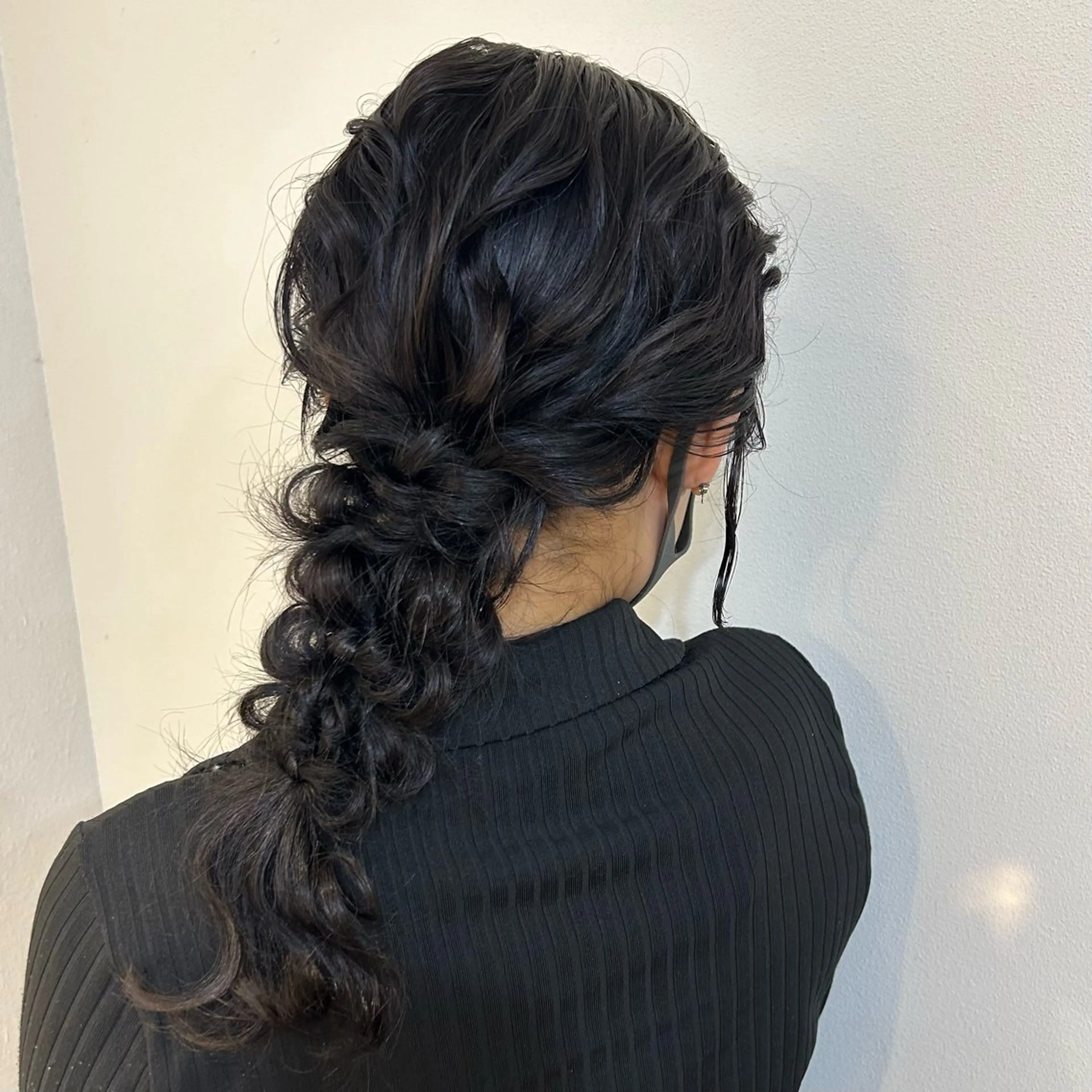 セミロング ヘアアレンジ ボブ くびれヘア 顔周りカット 髪質改善 韓国風ヘア ヘアセット ブリーチなしベージュ /ヘアセット/ミユのヘアスタイル