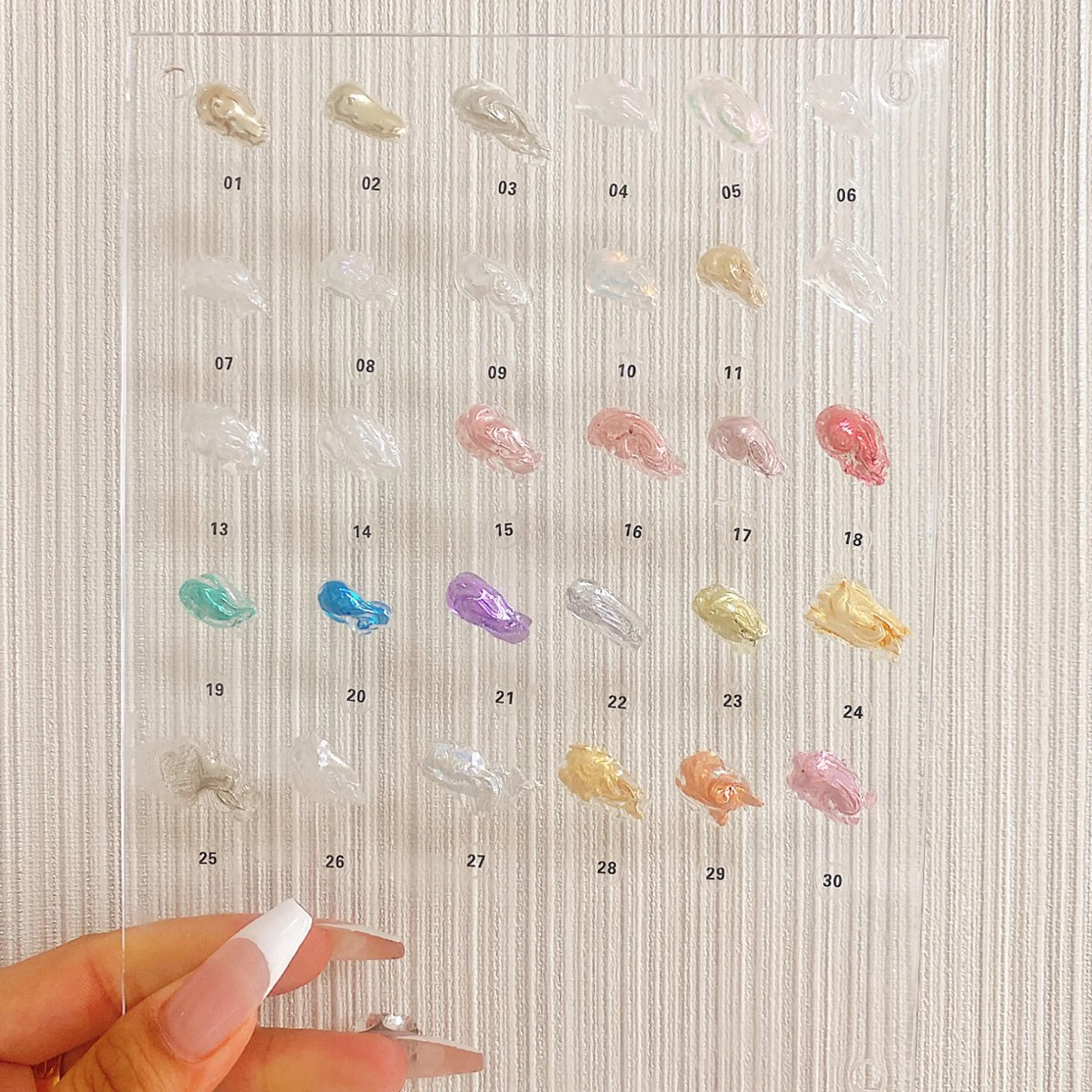 ネイル UniqueNail 長さだし専門店のネイルデザイン