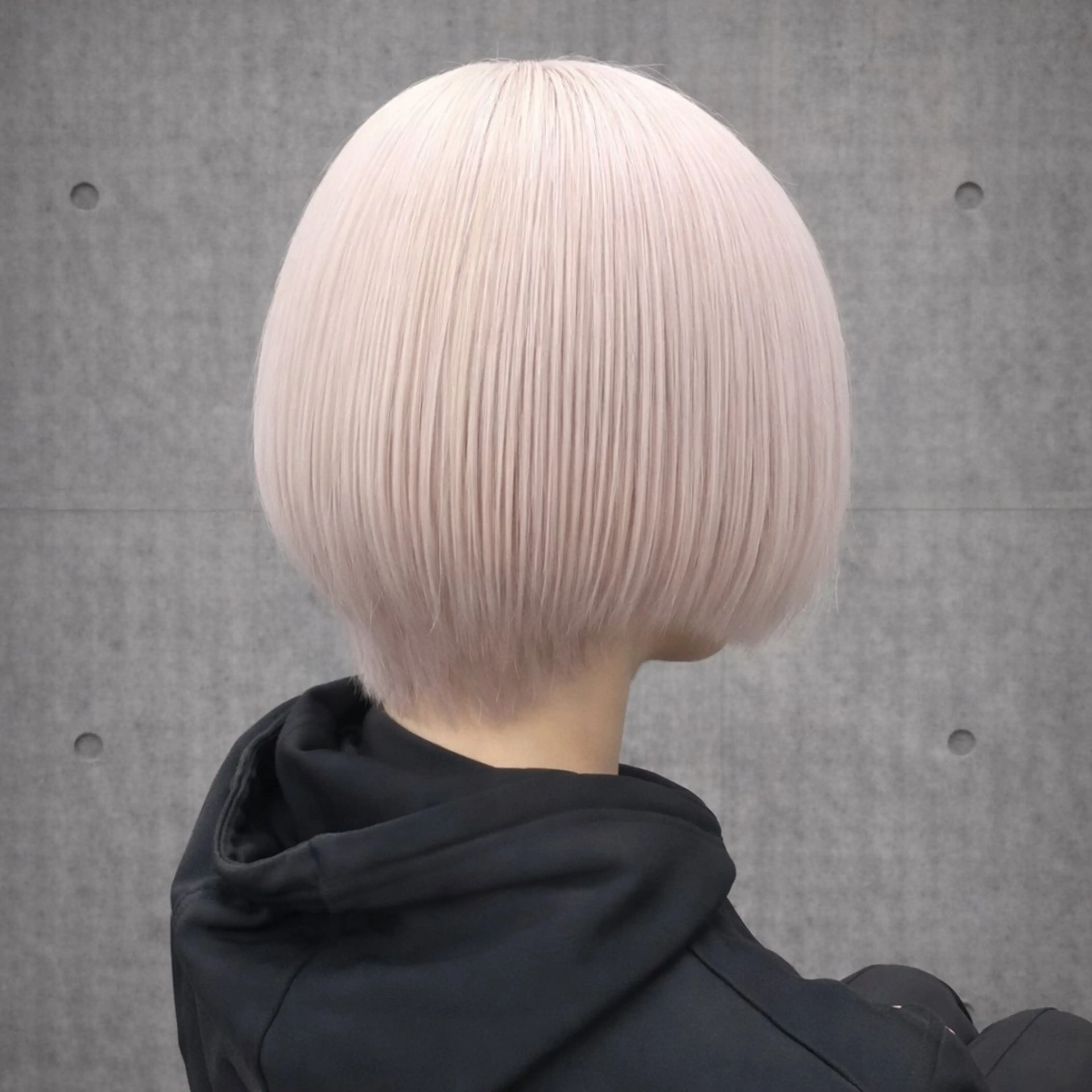 ショート カラー ブリーチ ケアブリーチ ハイトーンカラー 縮毛矯正 トリートメント ✨ブリーチ支持No1 複雑履歴修正/舘岡のヘアスタイル