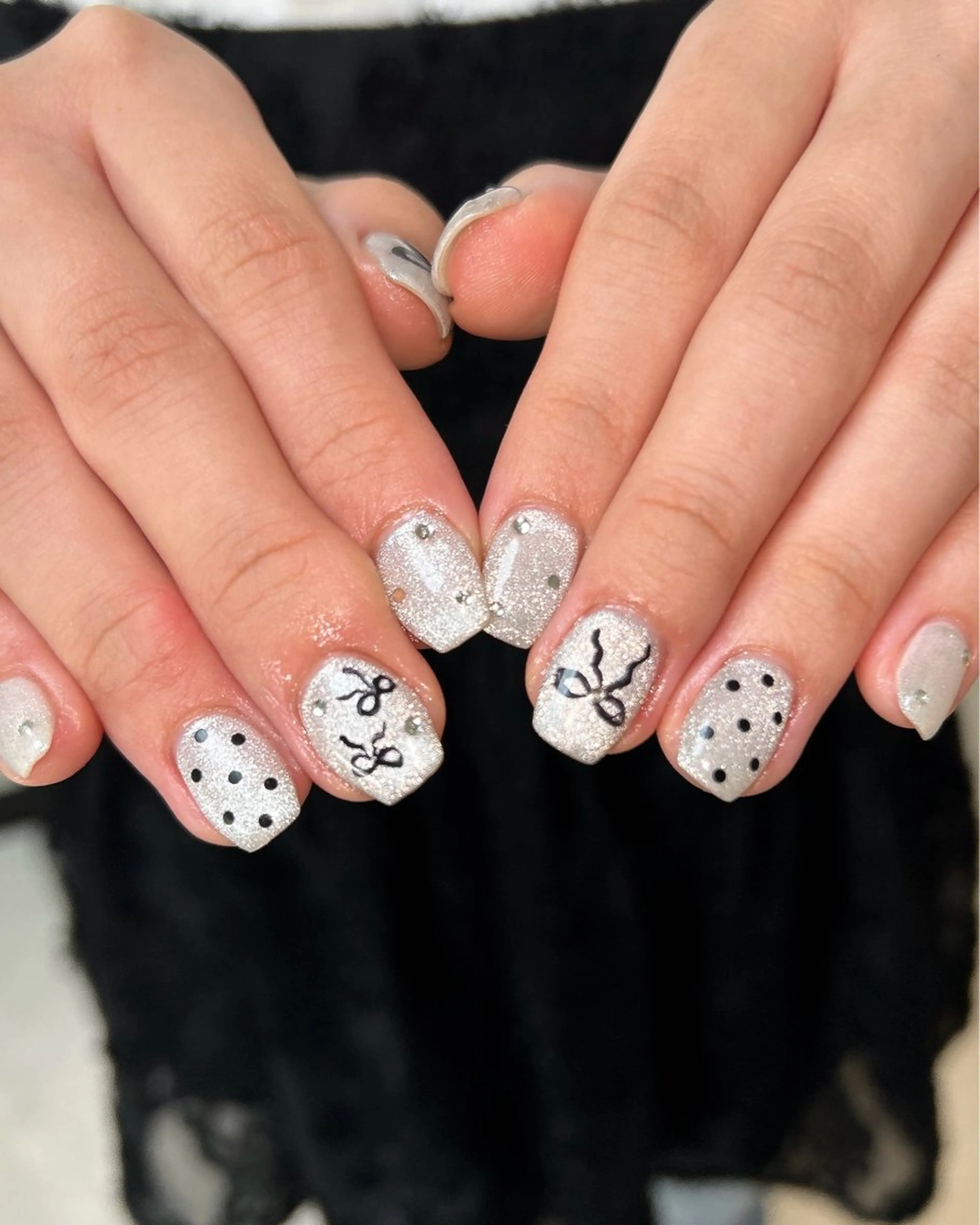 ネイル マグネットネイル リボン ハンドネイル ten nail salon　かえでのネイルデザイン