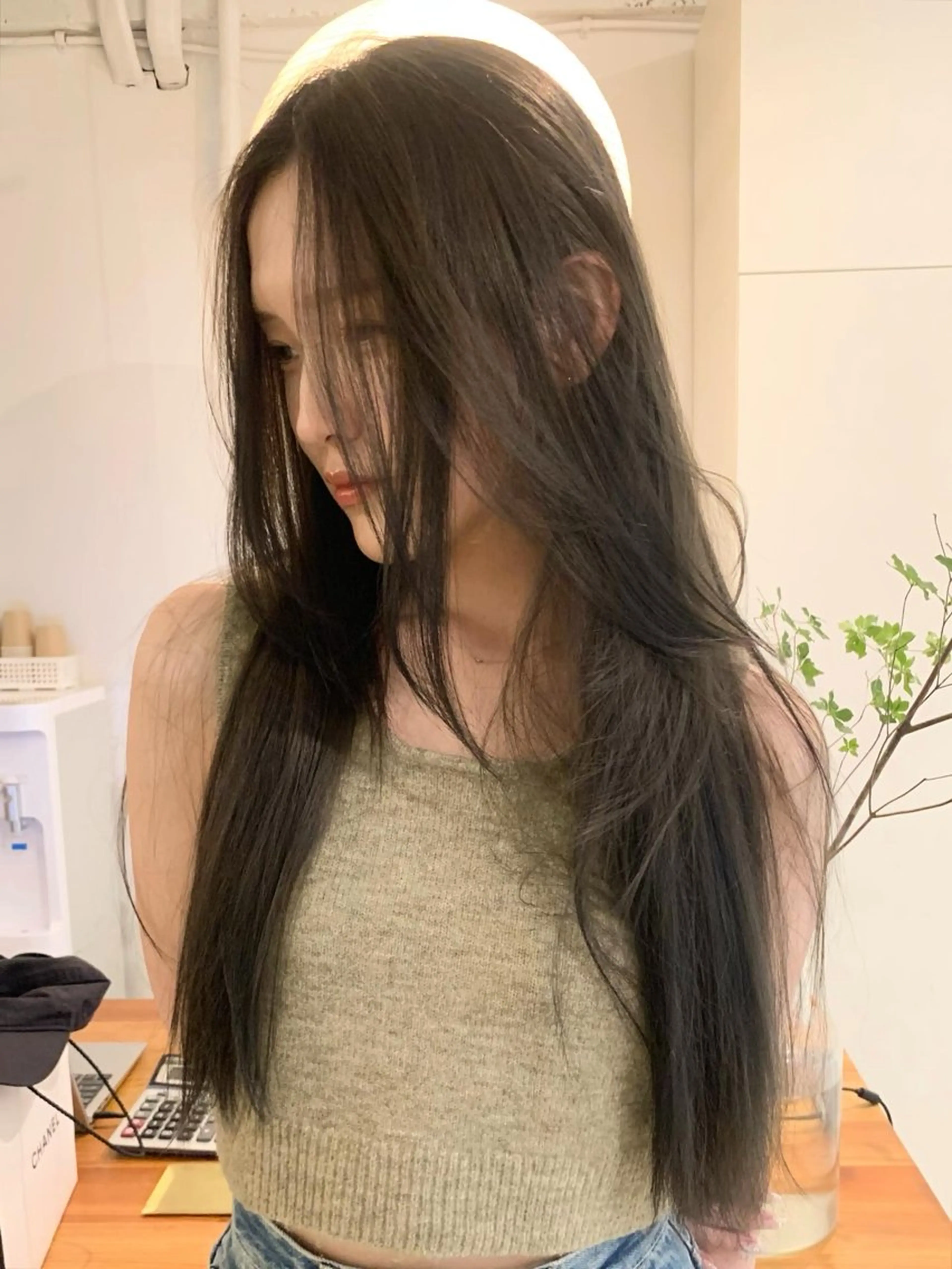 ロング カラー ブリーチ ダブルカラー グレージュ ブリーチなしカラー オリーブグレージュ ヘアカラー 落合希 Olivebeigeのヘアスタイル