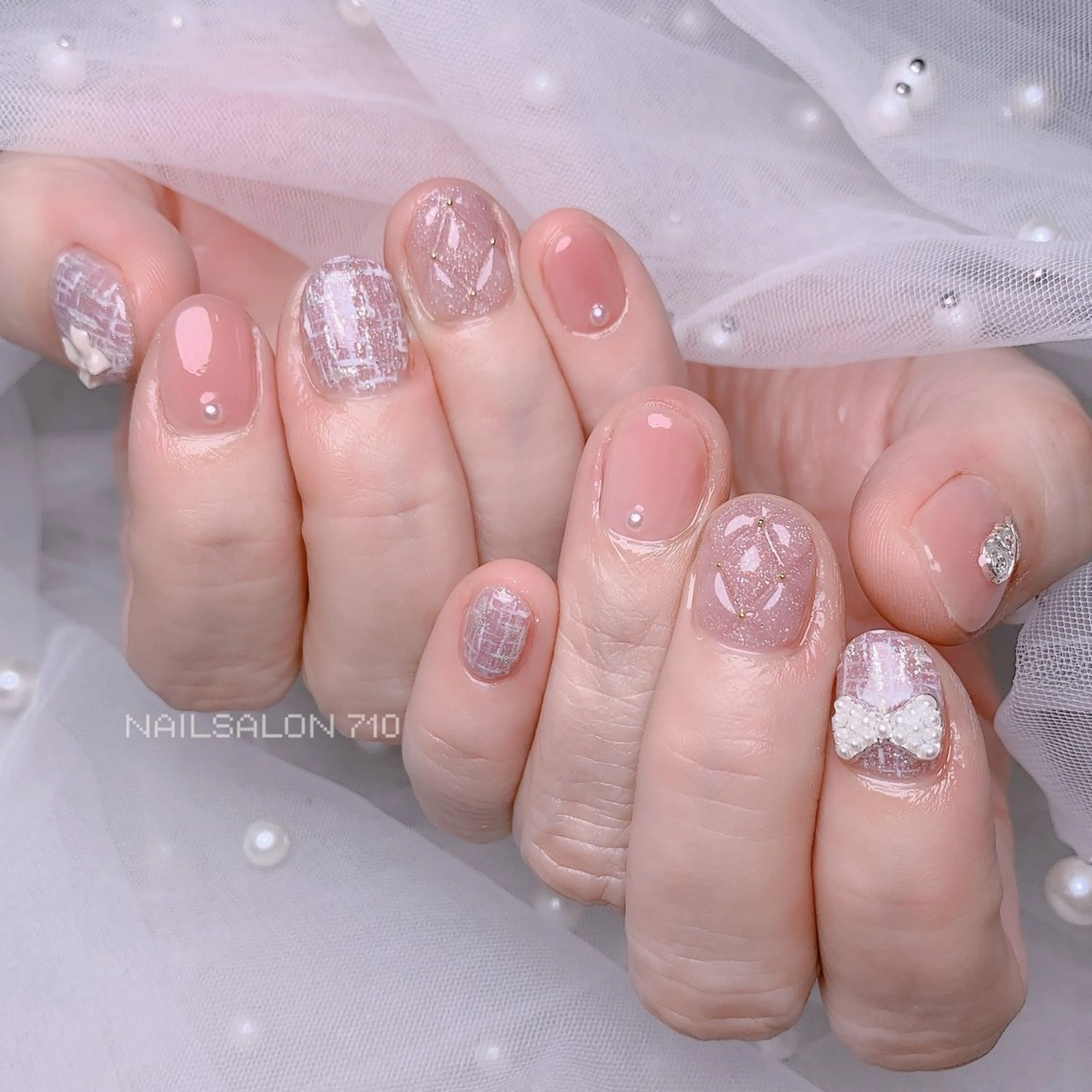 ネイル ハンドネイル フットネイル ナナイチゼロ I.Naoのネイルデザイン