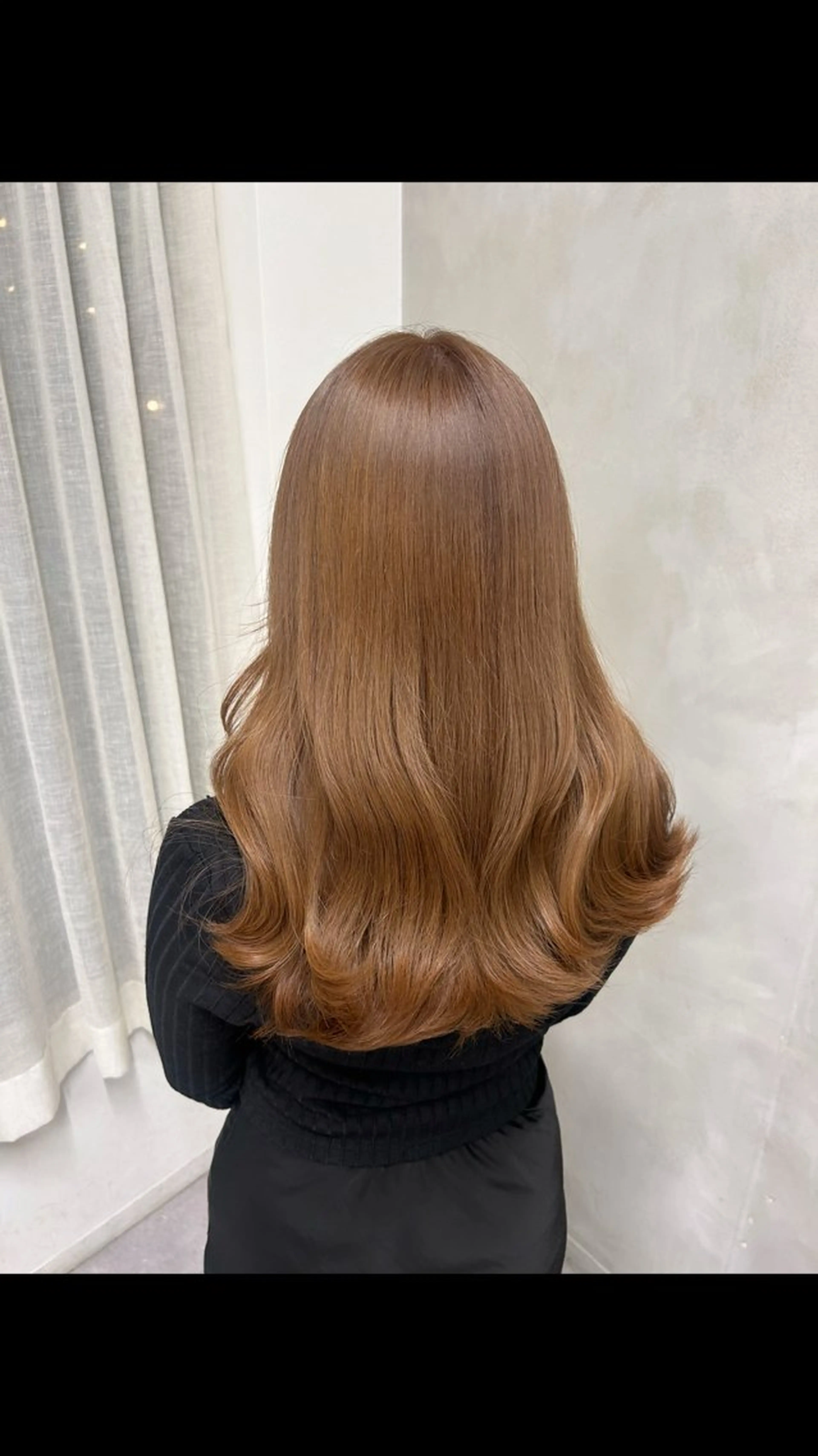 カラー ダブルカラー 高山 アミのヘアスタイル