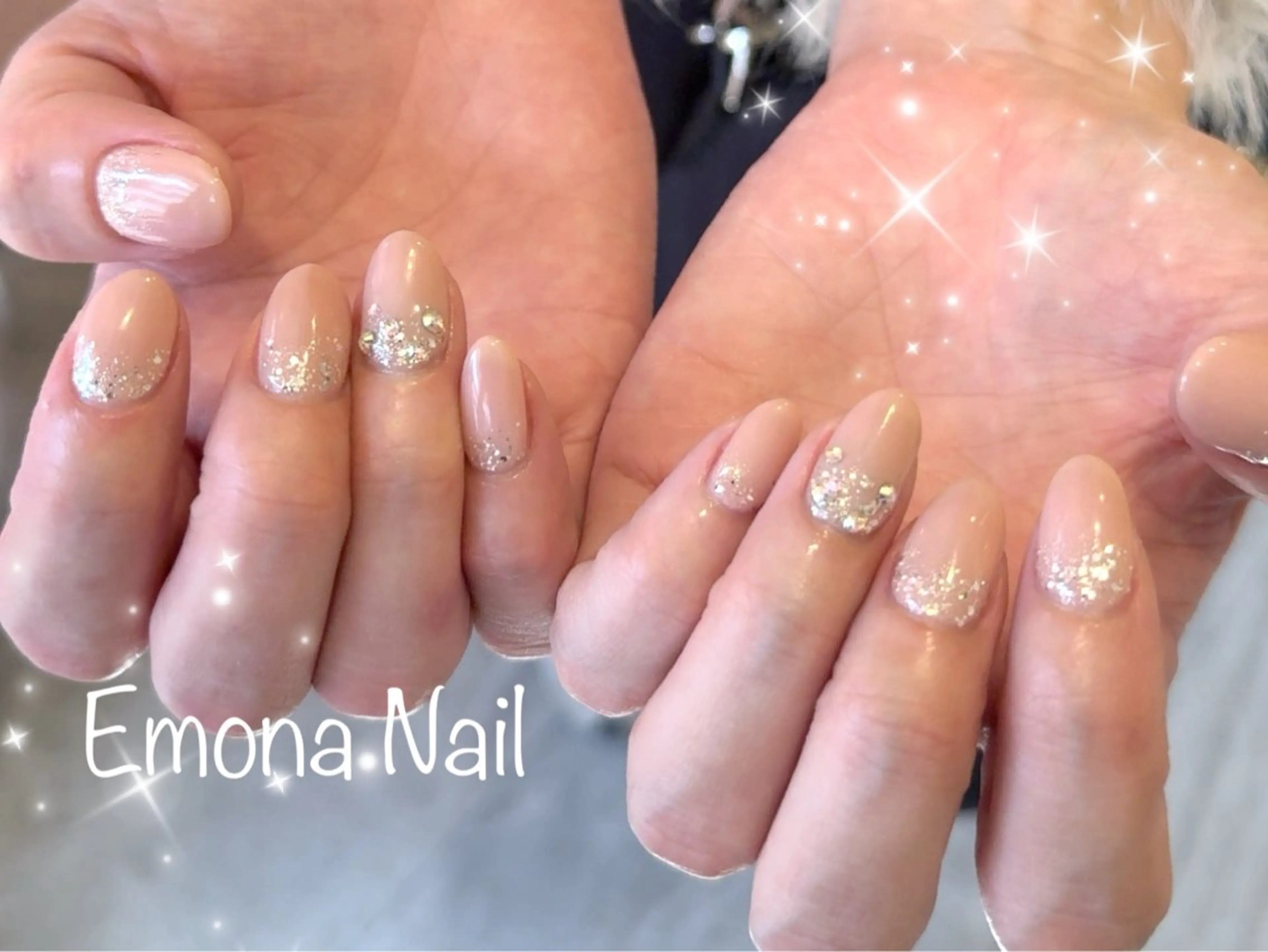 ネイル シンプルネイル ストーンネイル Emona Nailのネイルデザイン