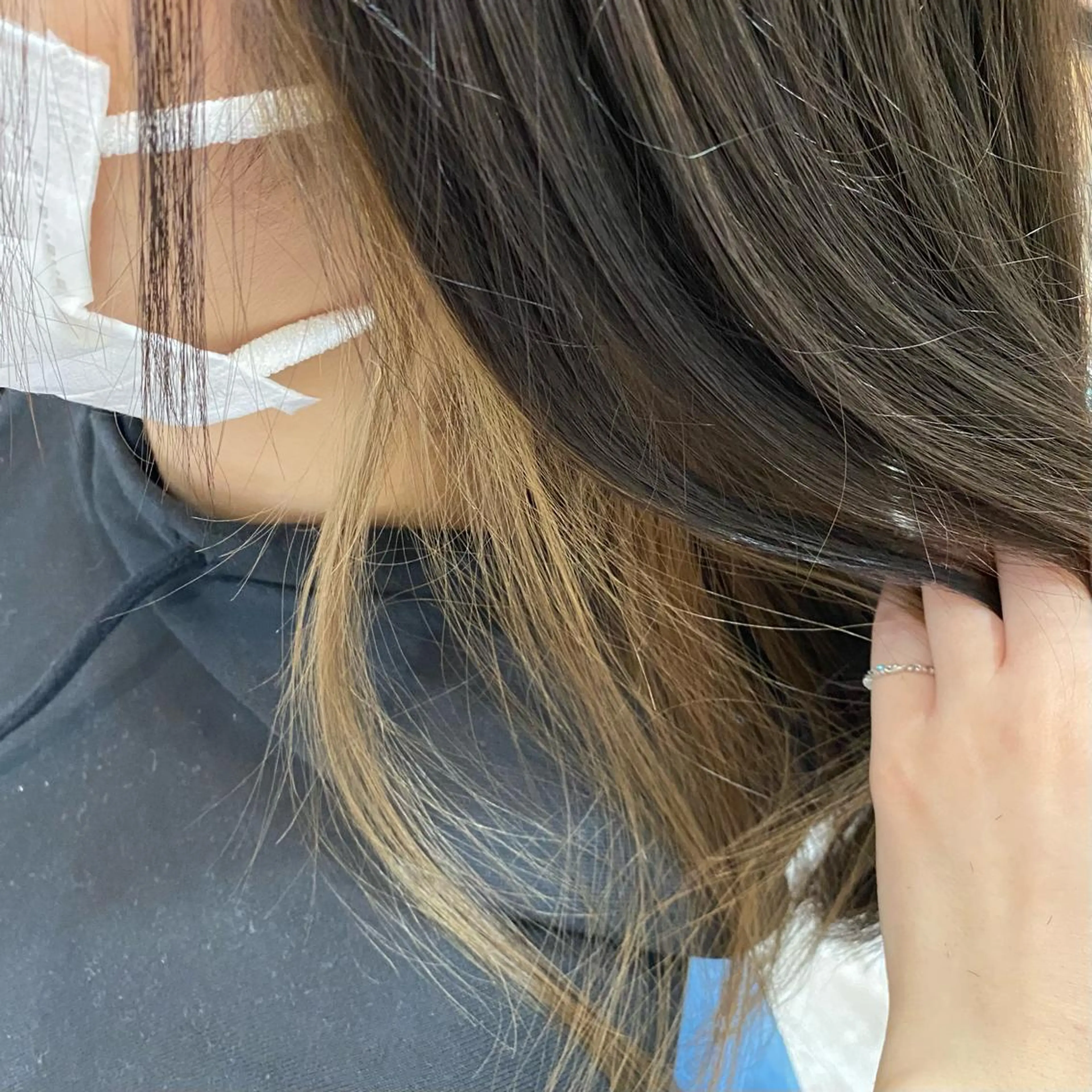 セミロング カラー カット ヘアカラー トリートメント 🫧透け感⋆艶髪💎 山口アヤカのヘアスタイル