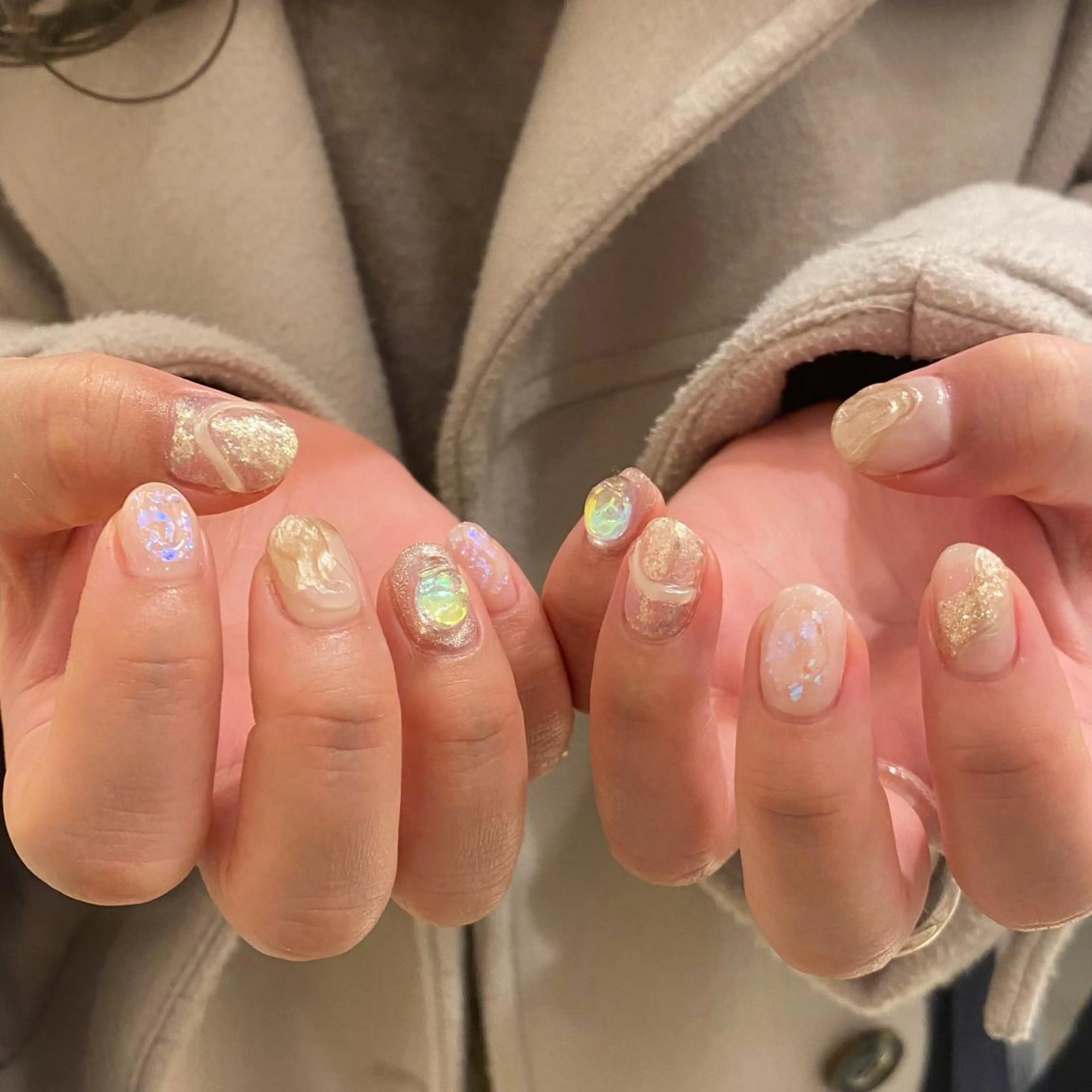 ネイル ニュアンスネイル ネイル&アイ　QUEEN&CRIMSON所属・眉WAX/ピーリング ホワイトニングの眉毛・アイブロウイメージ