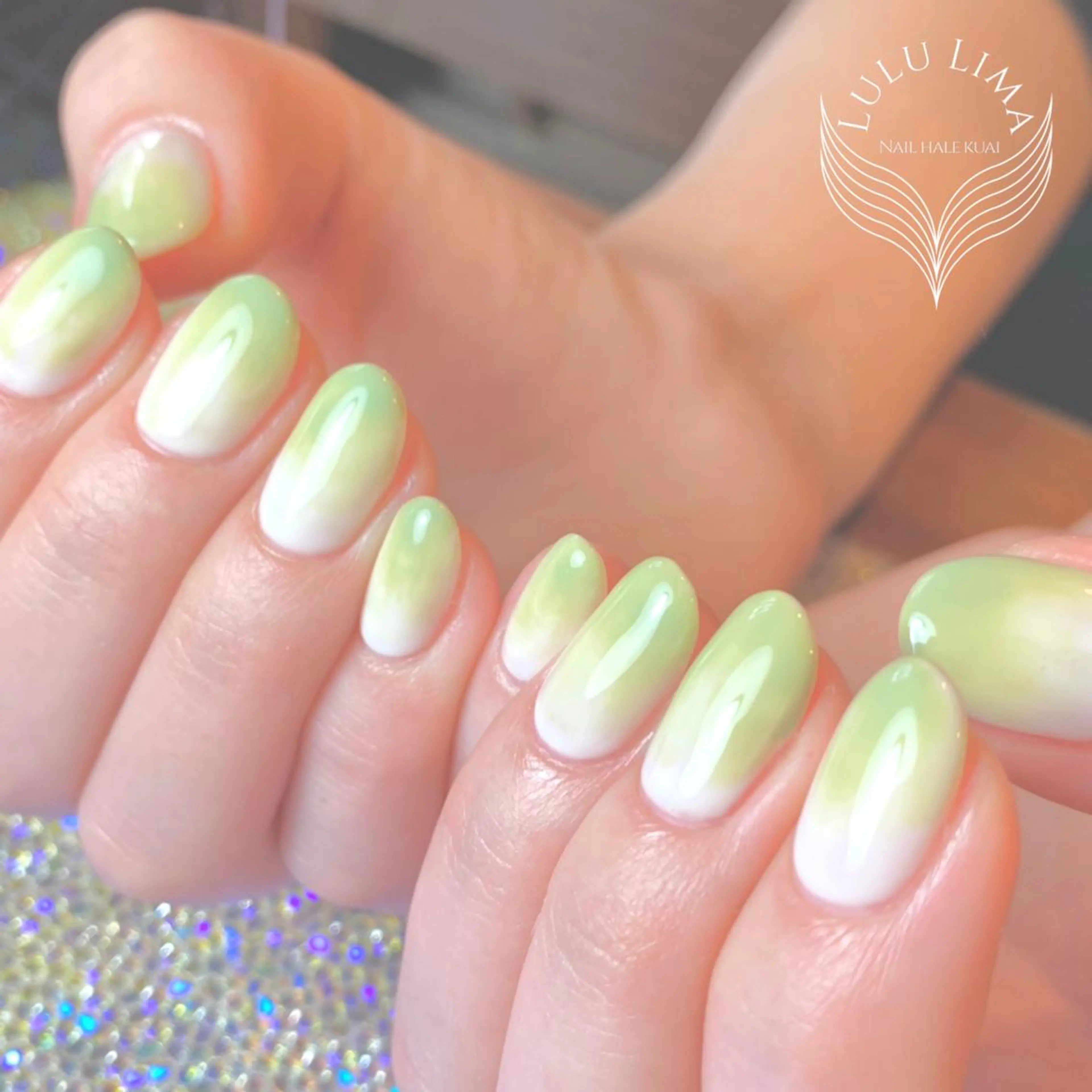 ネイル グラデーション ハンドネイル ハンドケア LULU LIMAのネイルデザイン