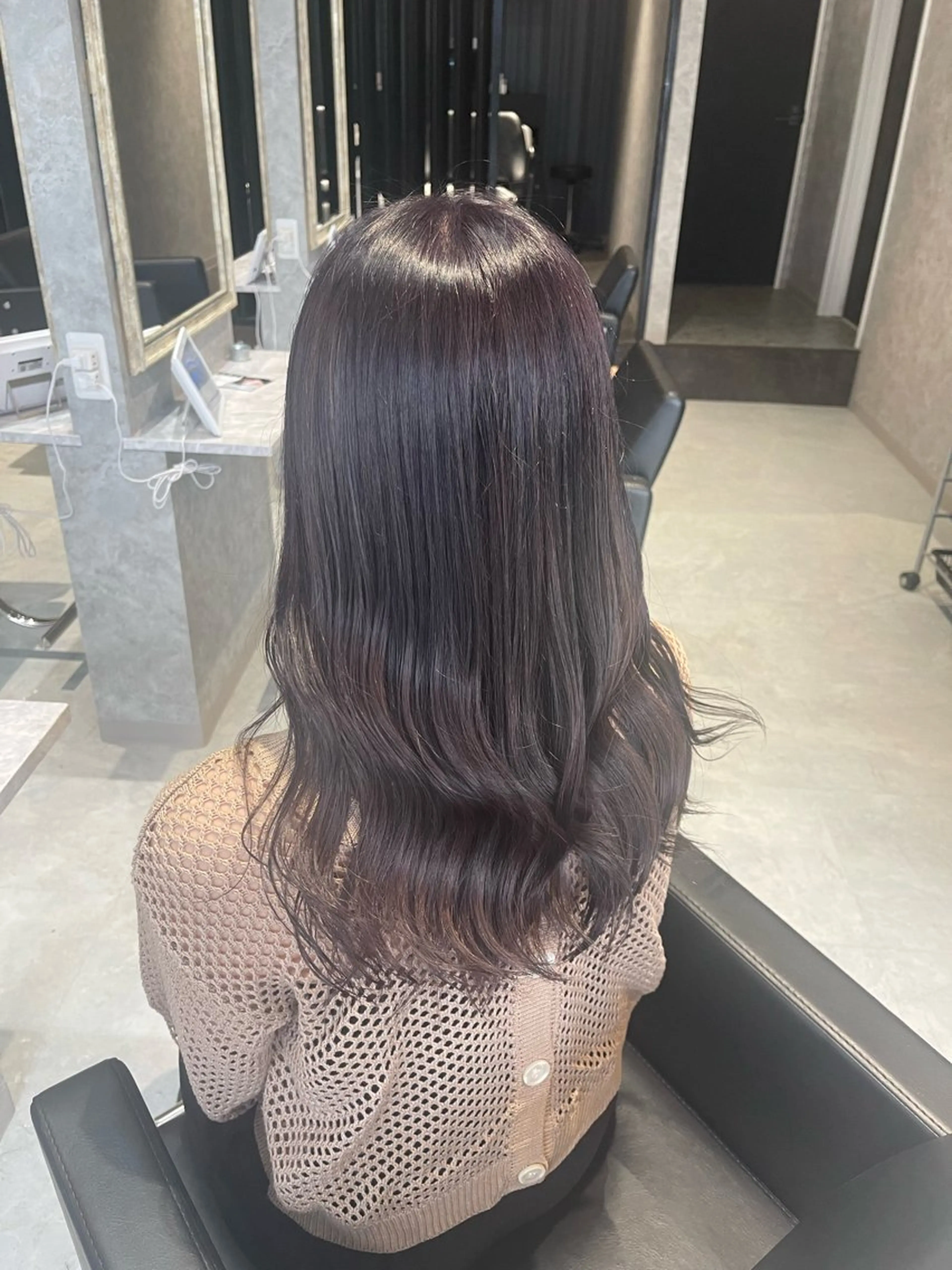 ロング ヘアカラー トリートメント ハイトーン ／ レイヤー/吉田陸斗のヘアスタイル