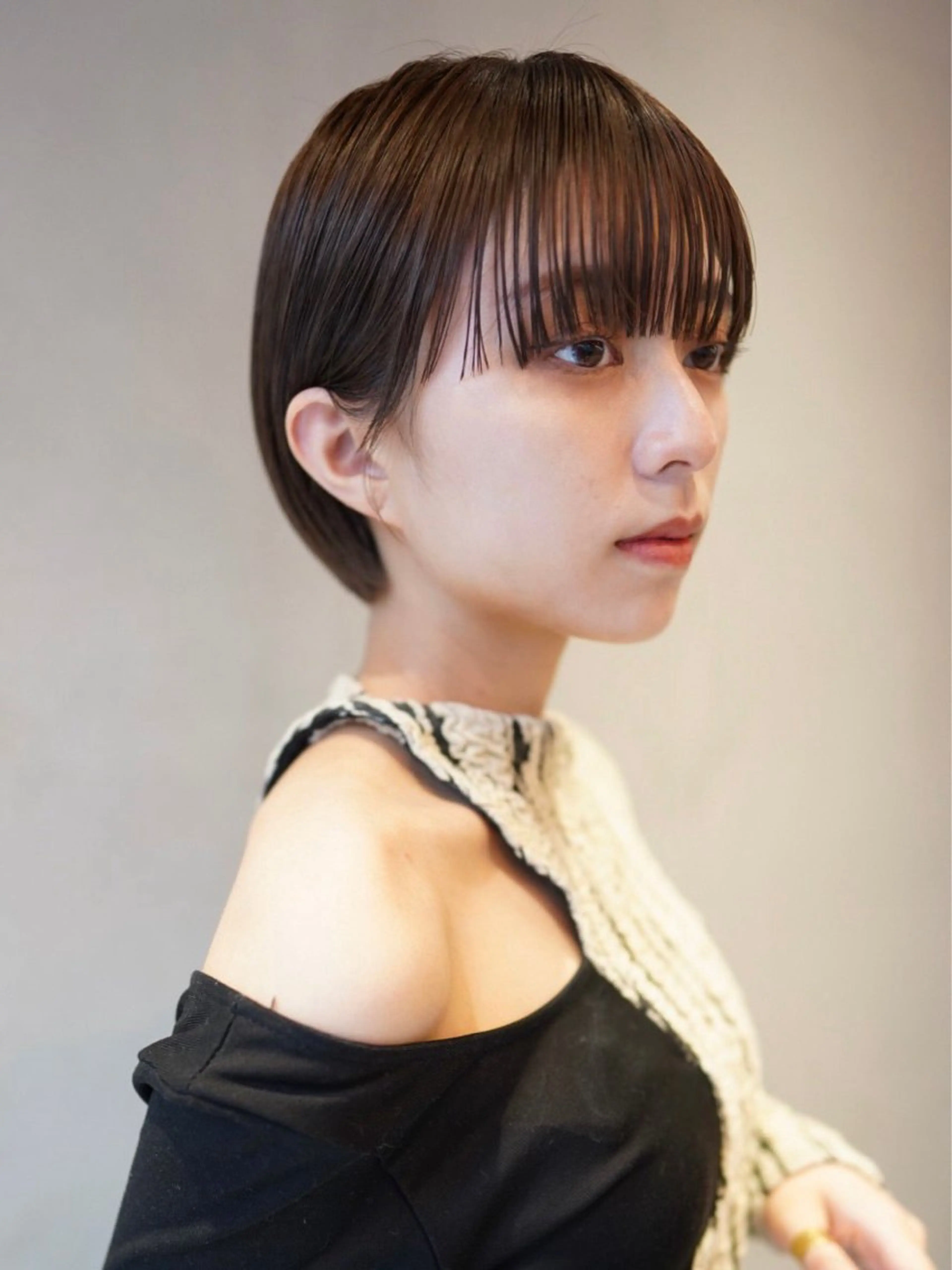 ショート カット トリートメント effect横浜所属・切りっぱなしボブ/ 艶カラー/綾莉のヘアスタイル