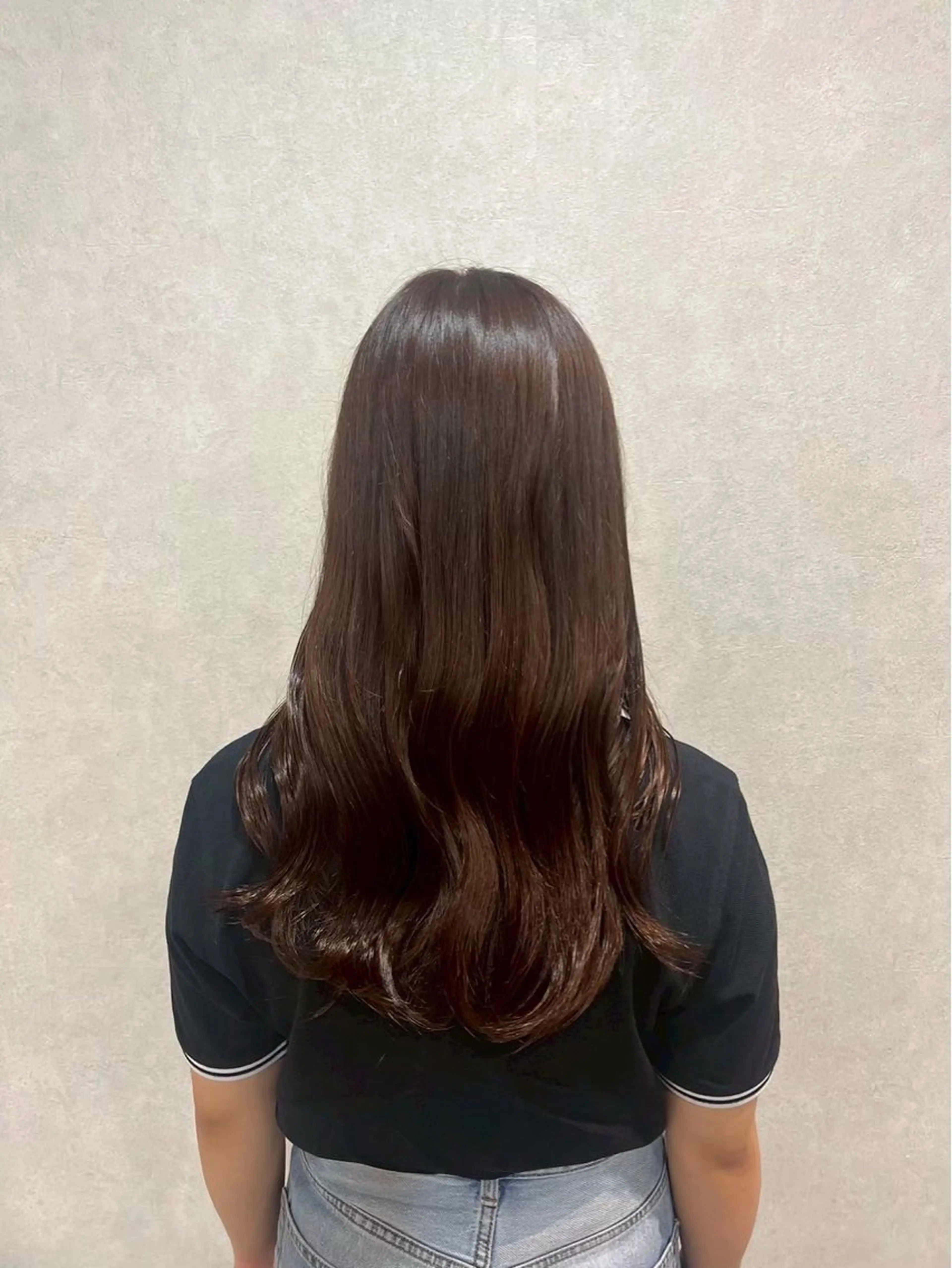 ロング チョコレートブラウン ヘアカラー Flower🌼藤田 陽華のヘアスタイル