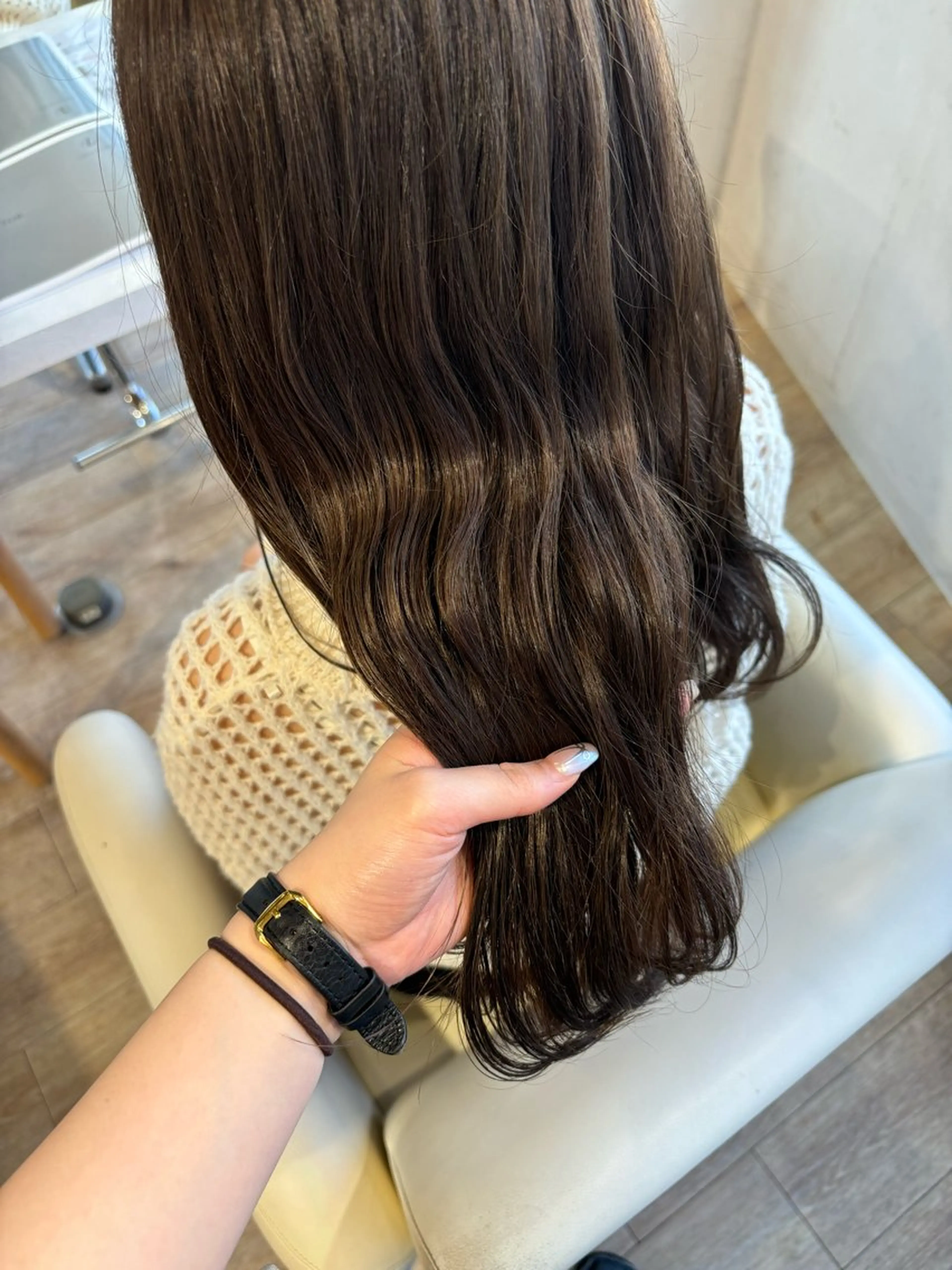 ロング カラー ヘアアレンジ ベージュカラー オリーブベージュ 女性専用サロンiiro【イロ】所属・【韓国ヘア/透明感 カラー】makotoのヘアスタイル