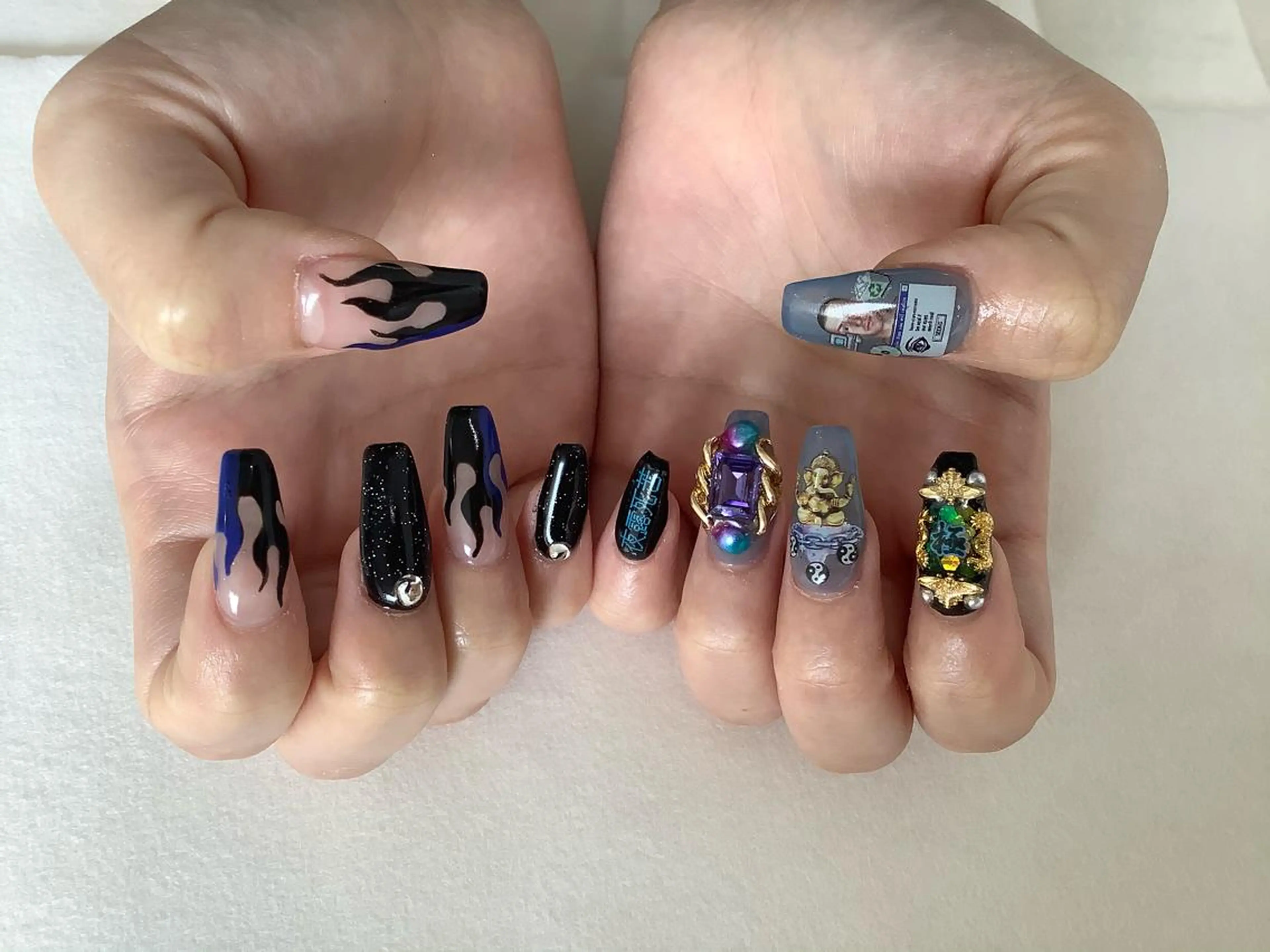 ネイル ハンドネイル 💎🐰 saki. m 🐰💎のネイルデザイン