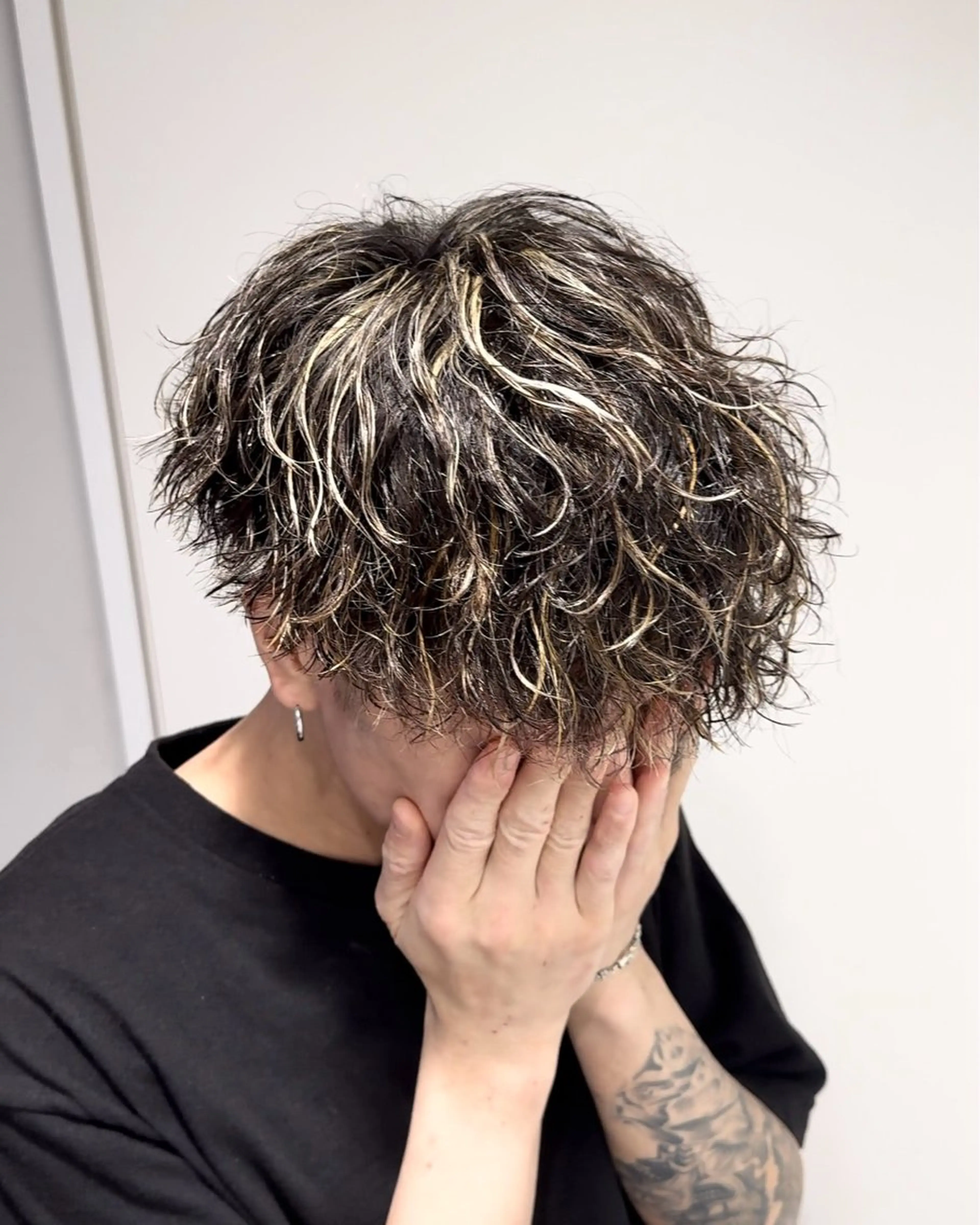 ショート カラー パーマ メンズ カット ヘアカラー パーマ メンズパーマ/ メンズ特化/寺阪拓真のヘアスタイル