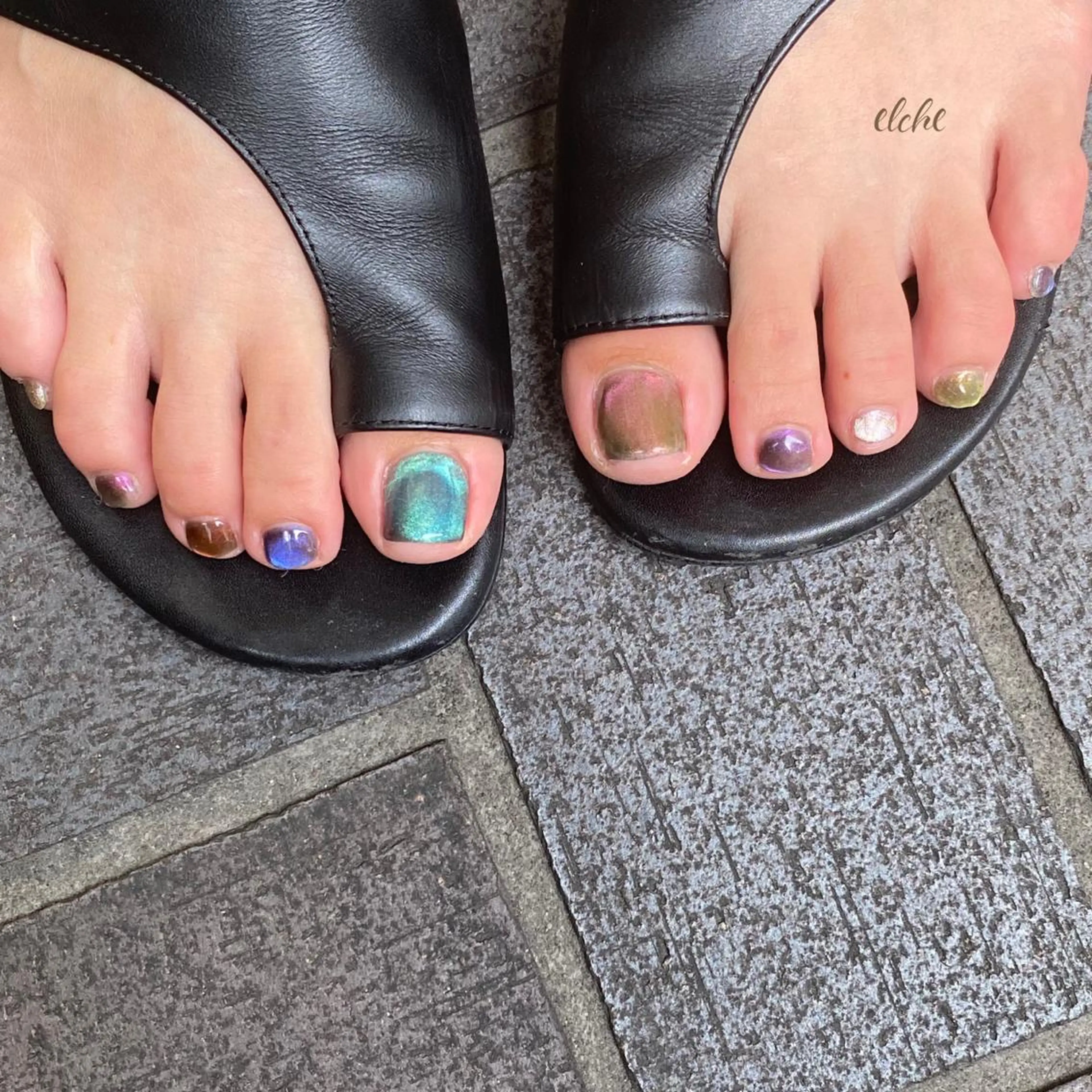 ネイル マグネットネイル Rio 𓍼のネイルデザイン