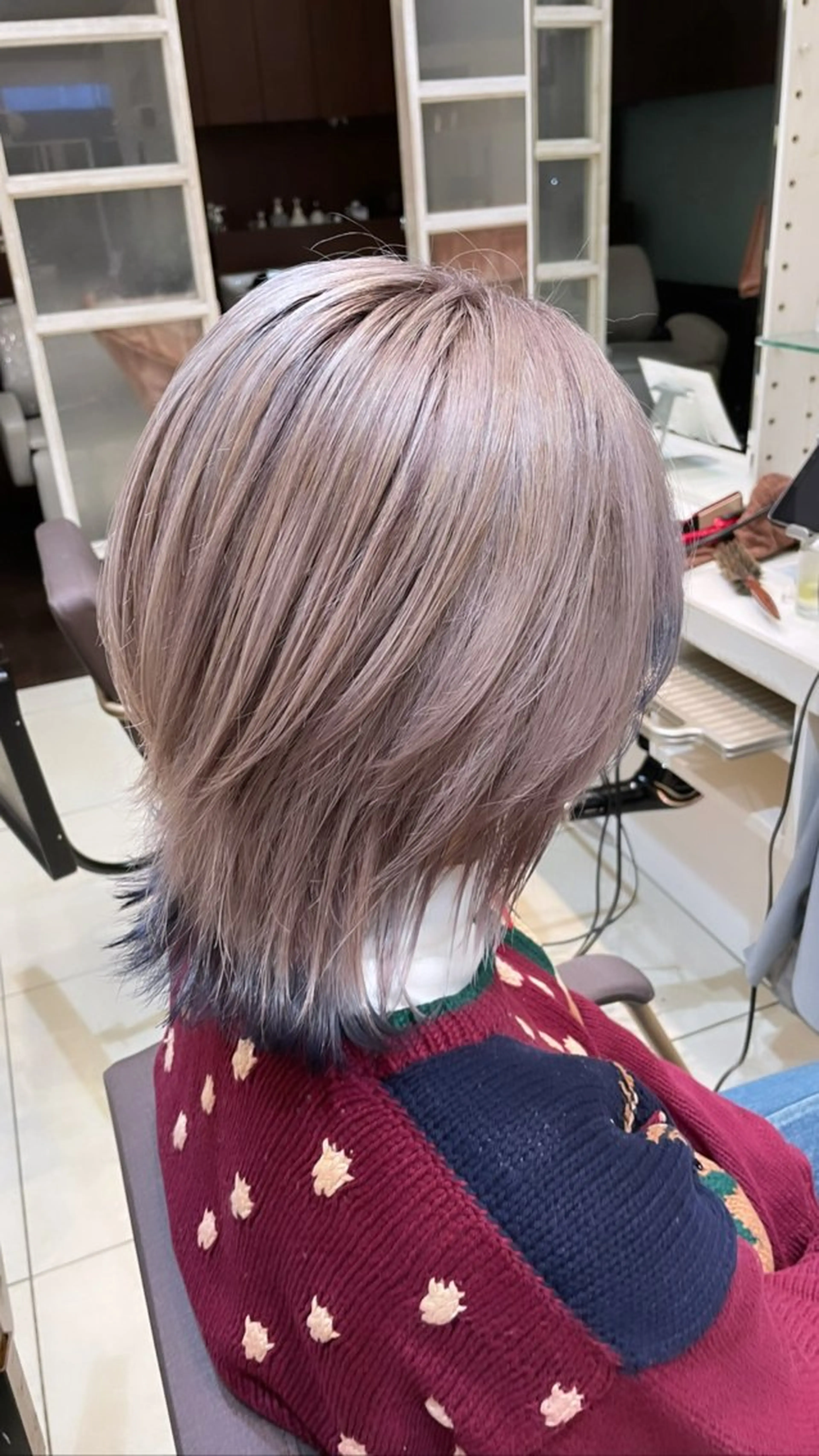 ミディアム カラー ブルーカラー デザインカラー カット ヘアカラー トリートメント 《ブリーチ/赤み消し /髪質改善》若松良樹のヘアスタイル