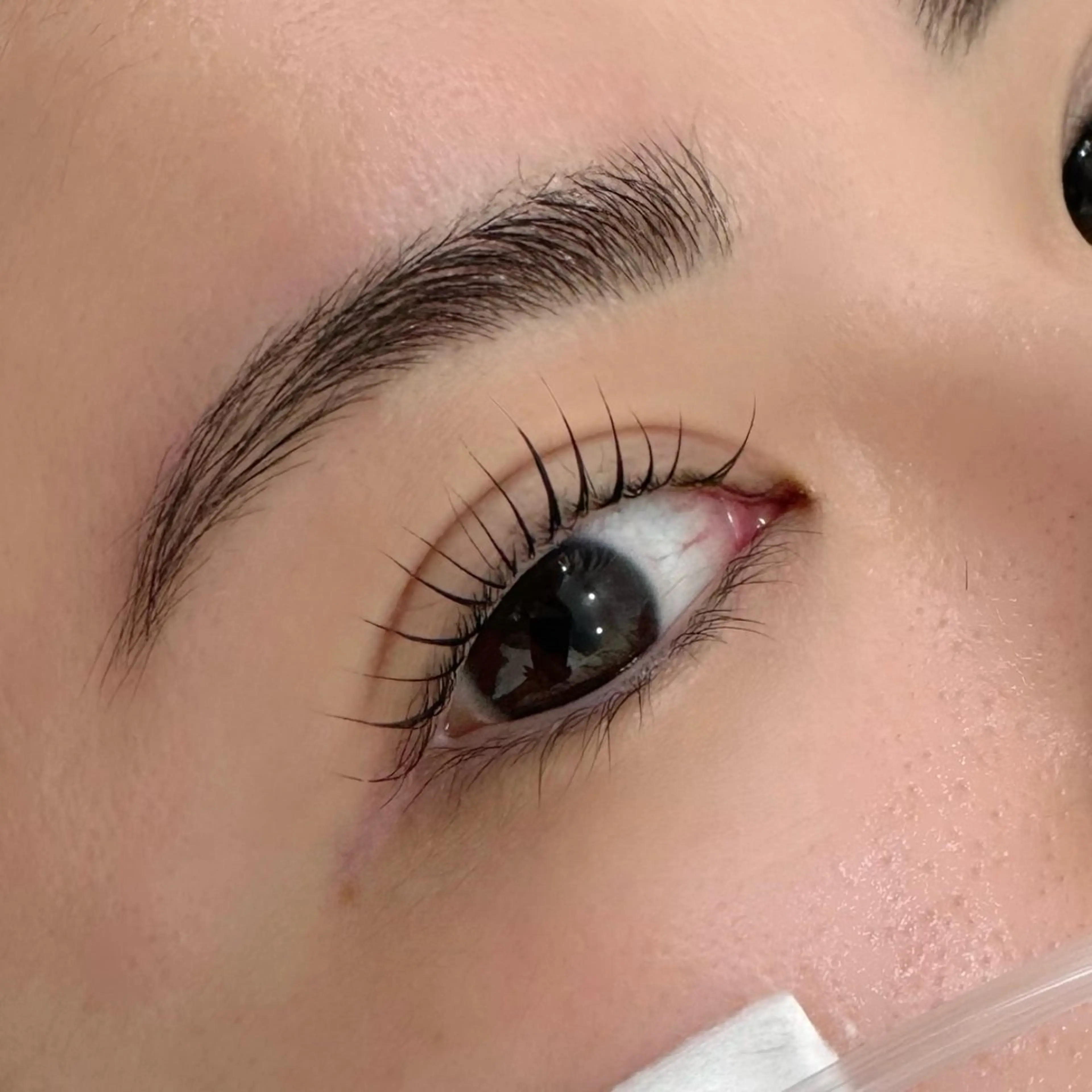 アイブロウ 眉毛ワックス脱毛 小野寺 おのでらのマツエク・マツパデザイン