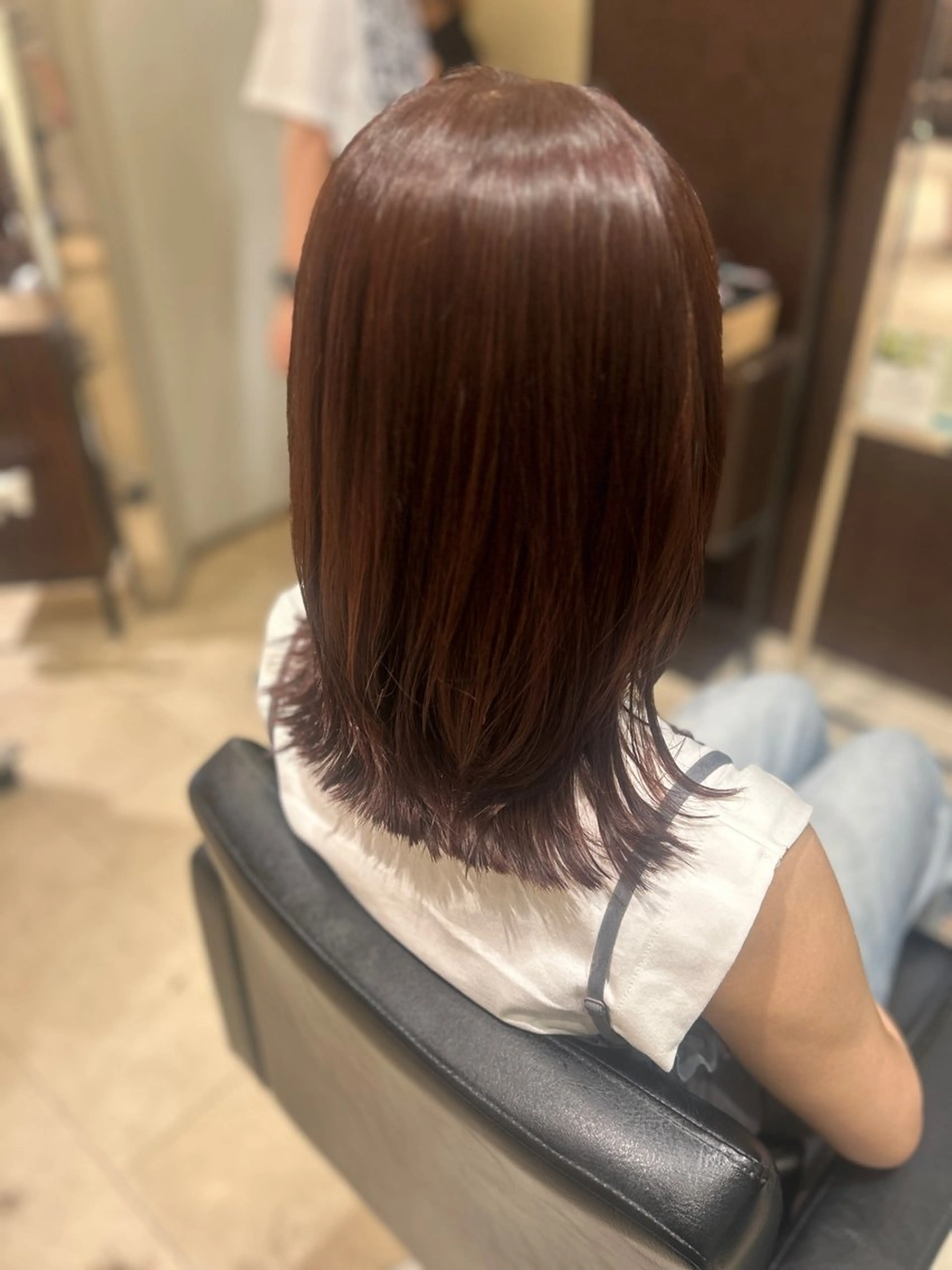 ミディアム TAYA東急百貨店吉祥寺店所属・カタイ ナギサのヘアスタイル