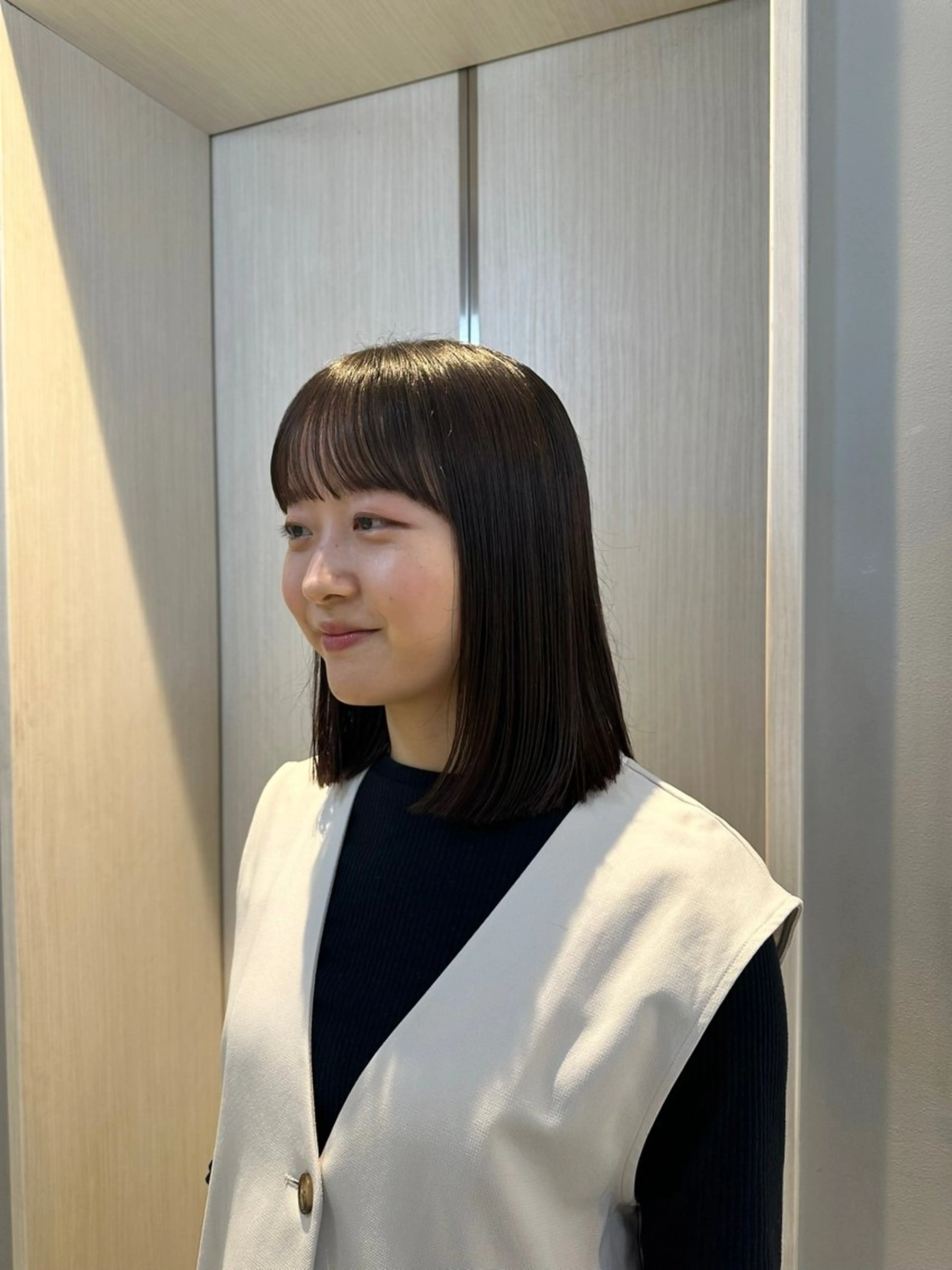 ミディアム OLSEN D.B.A BALLOON HAIR所属・さとう あやかのヘアスタイル