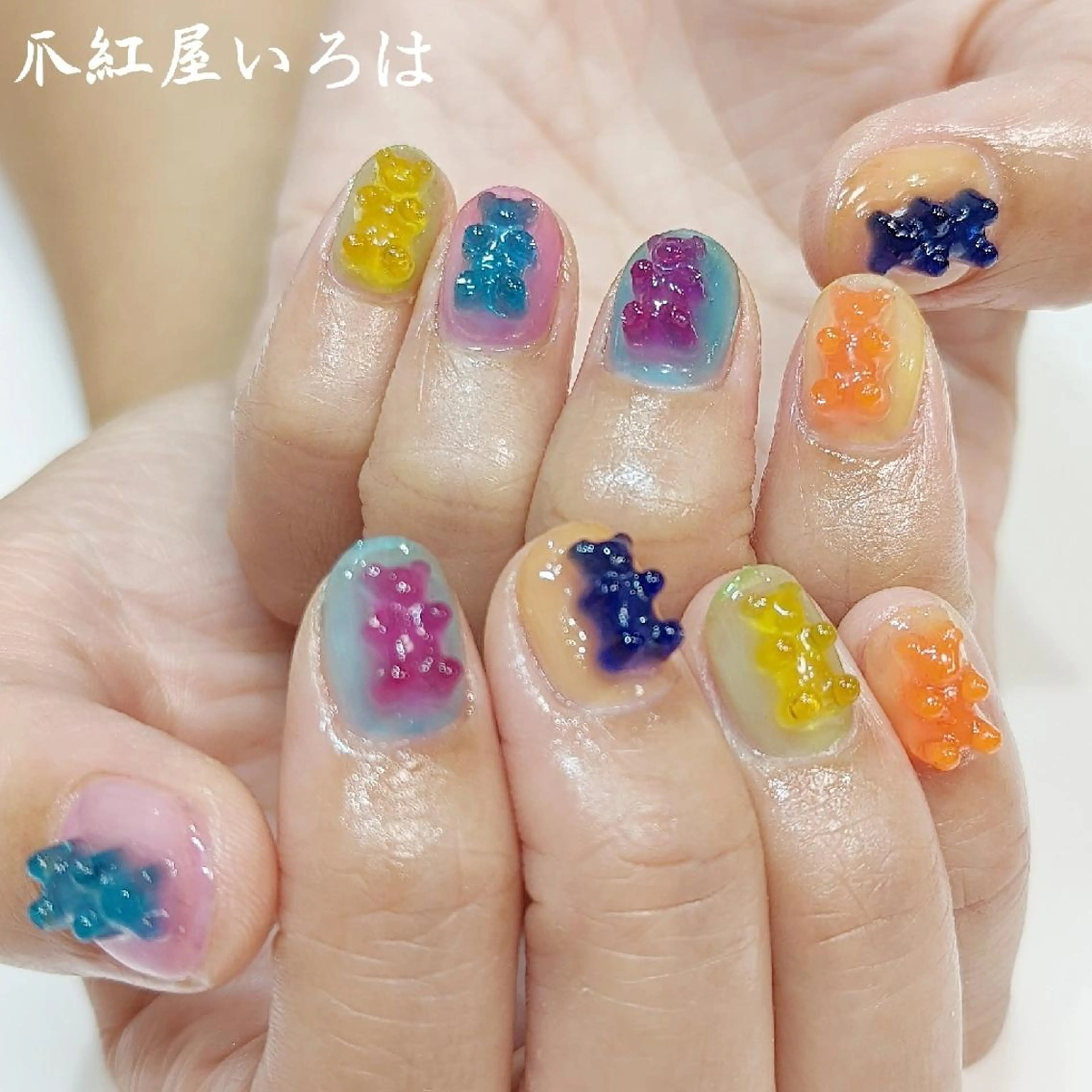 ネイル 爪紅屋 いろはのネイルデザイン