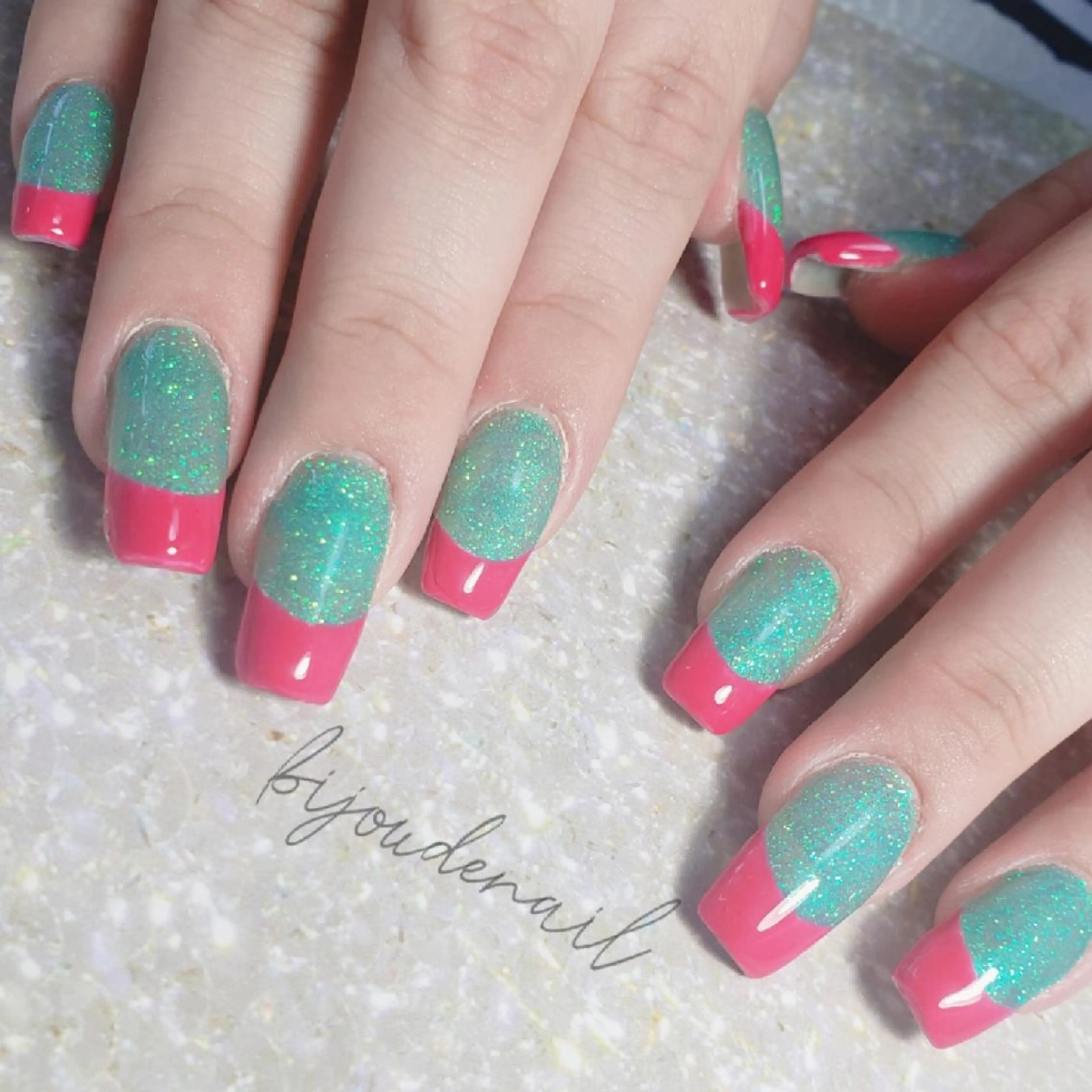 ネイル ビジュード ネイルのネイルデザイン