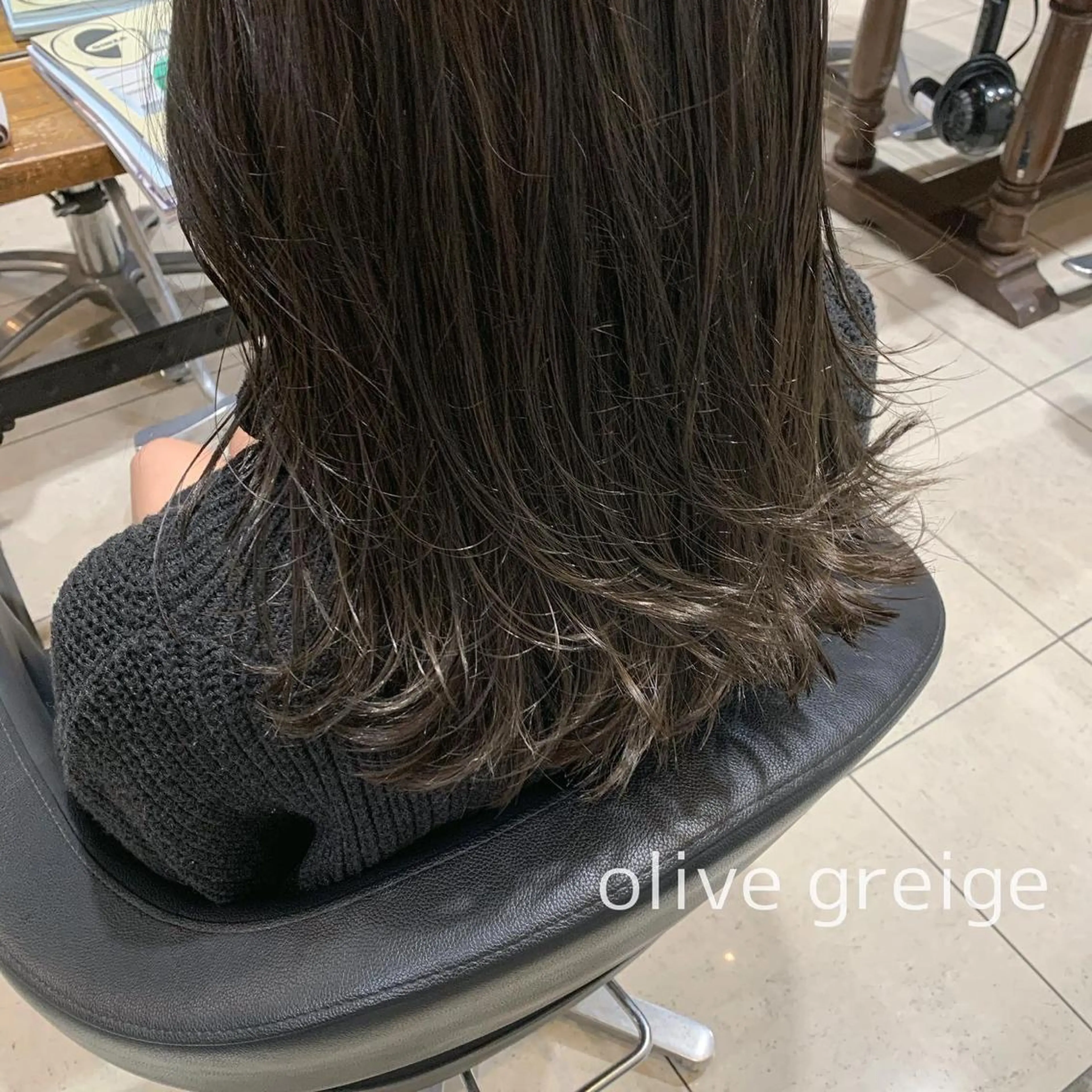 セミロング カラー 髪質改善カラー&TR 縮毛矯正/弱酸性矯正のヘアスタイル